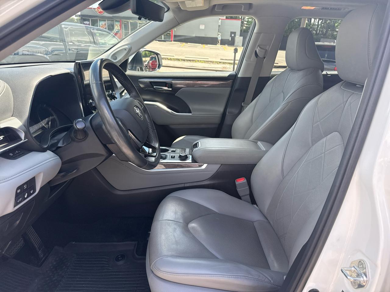 Toyota Highlander Platinum AWD (Natl) 2020