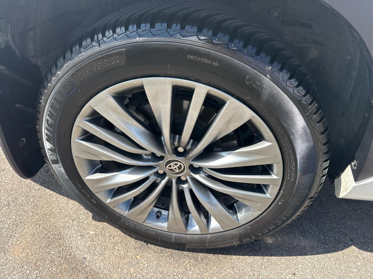 Toyota Highlander Platinum AWD (Natl) 2020