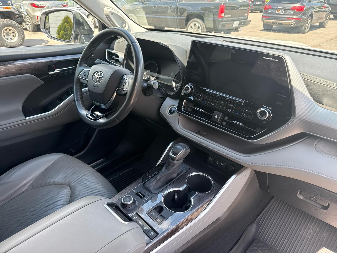 Toyota Highlander Platinum AWD (Natl) 2020