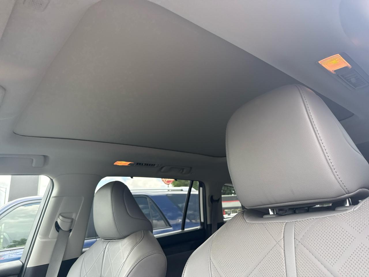 Toyota Highlander Platinum AWD (Natl) 2020