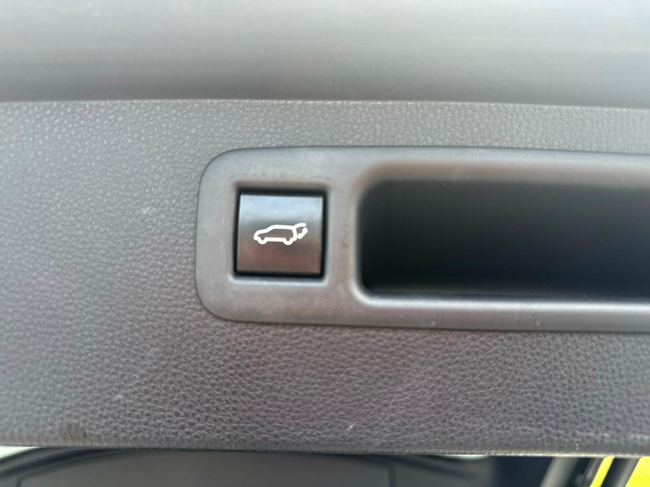Toyota Highlander Platinum AWD (Natl) 2020
