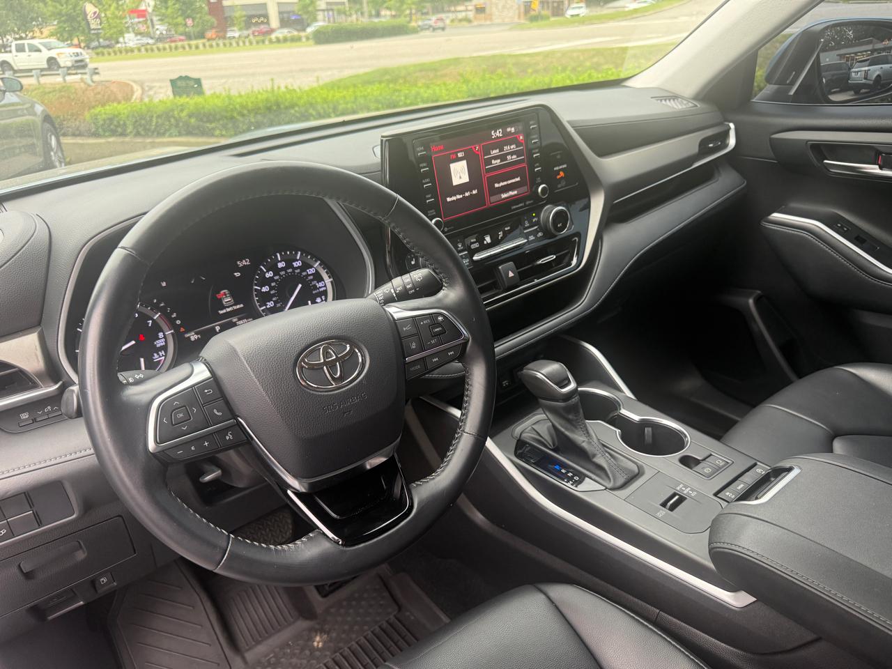 Toyota Highlander XLE FWD (Natl) 2021