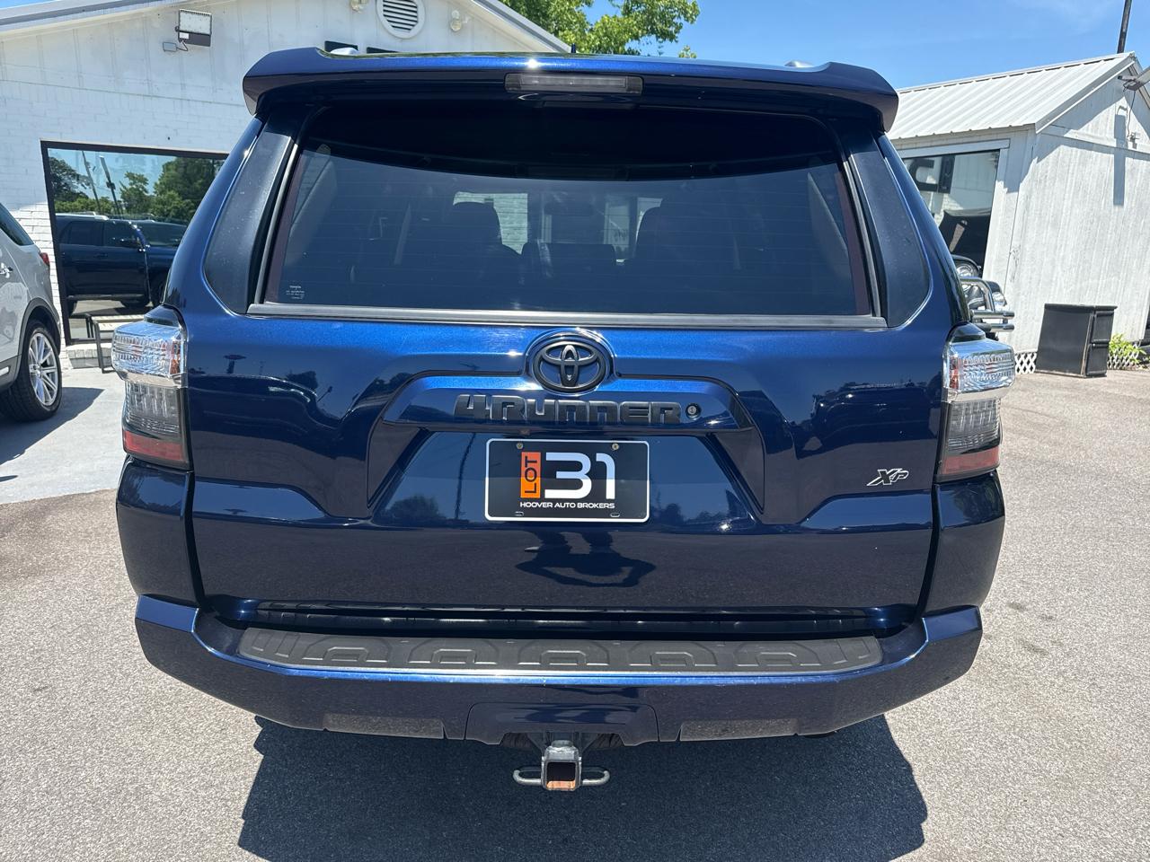 Toyota 4Runner SR5 Premium 2WD (Natl) 2017