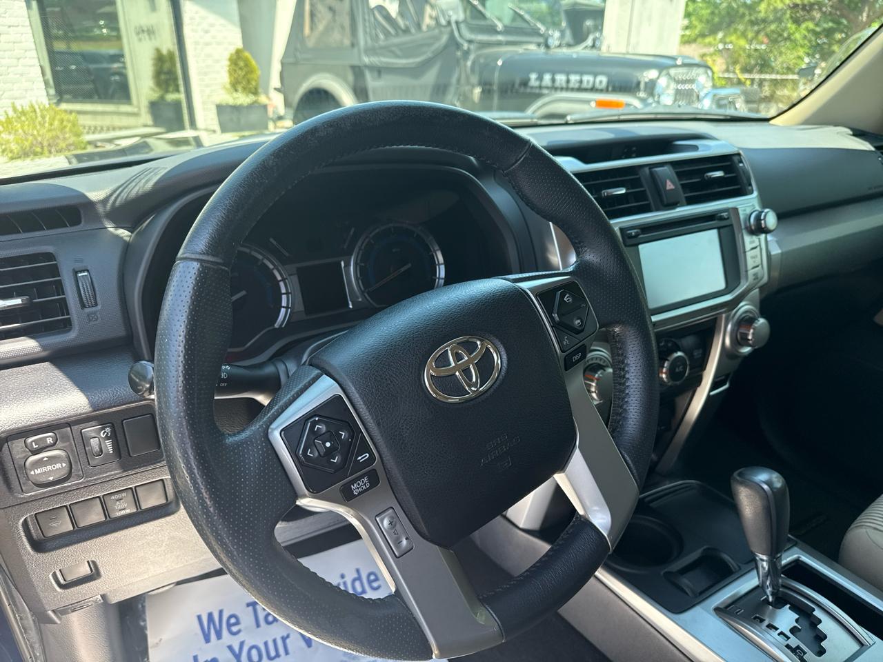 Toyota 4Runner SR5 Premium 2WD (Natl) 2017