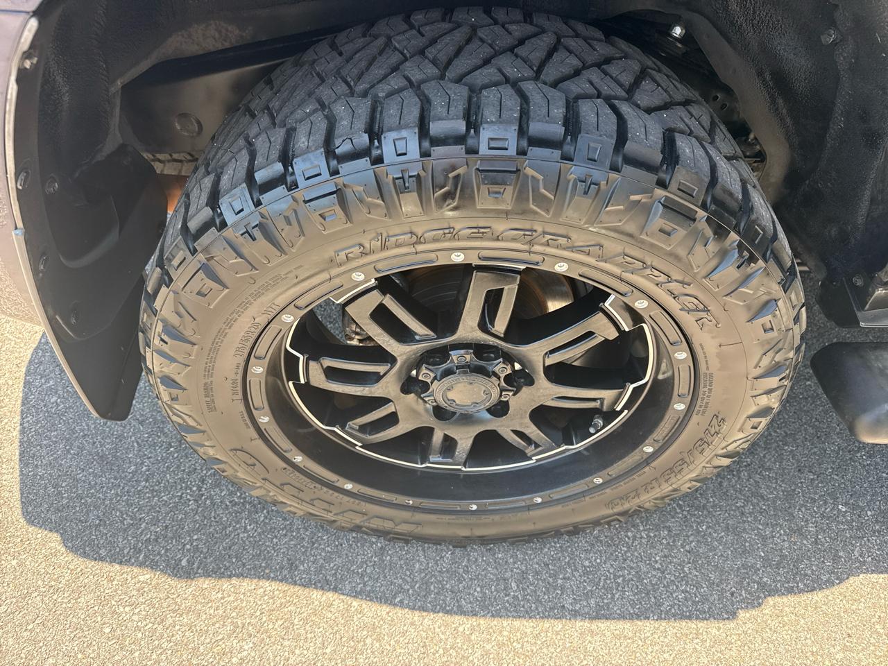 Toyota 4Runner SR5 Premium 2WD (Natl) 2017