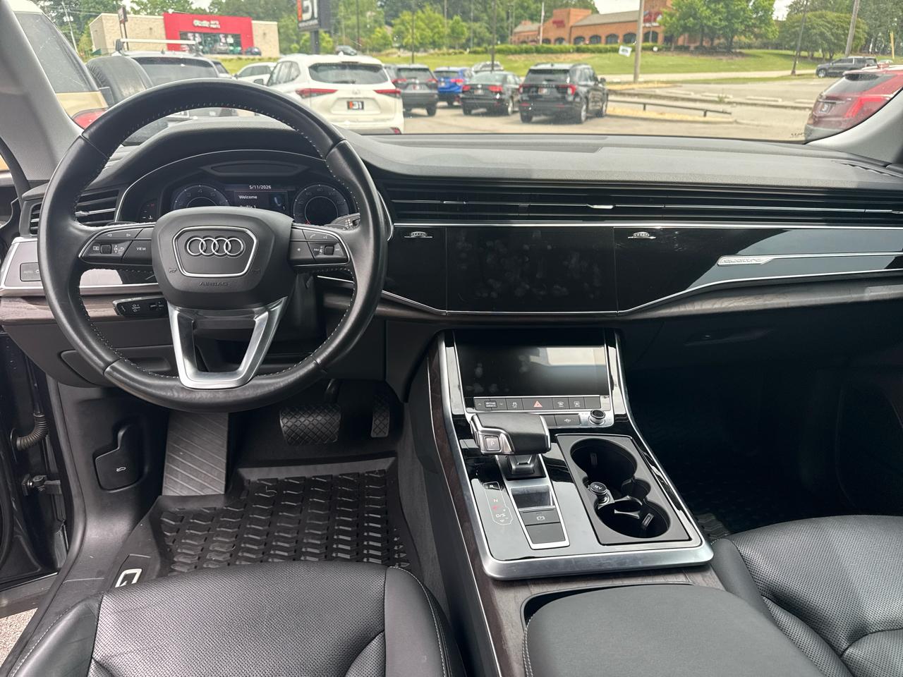Audi Q8 Premium Plus 55 TFSI quattro 2020