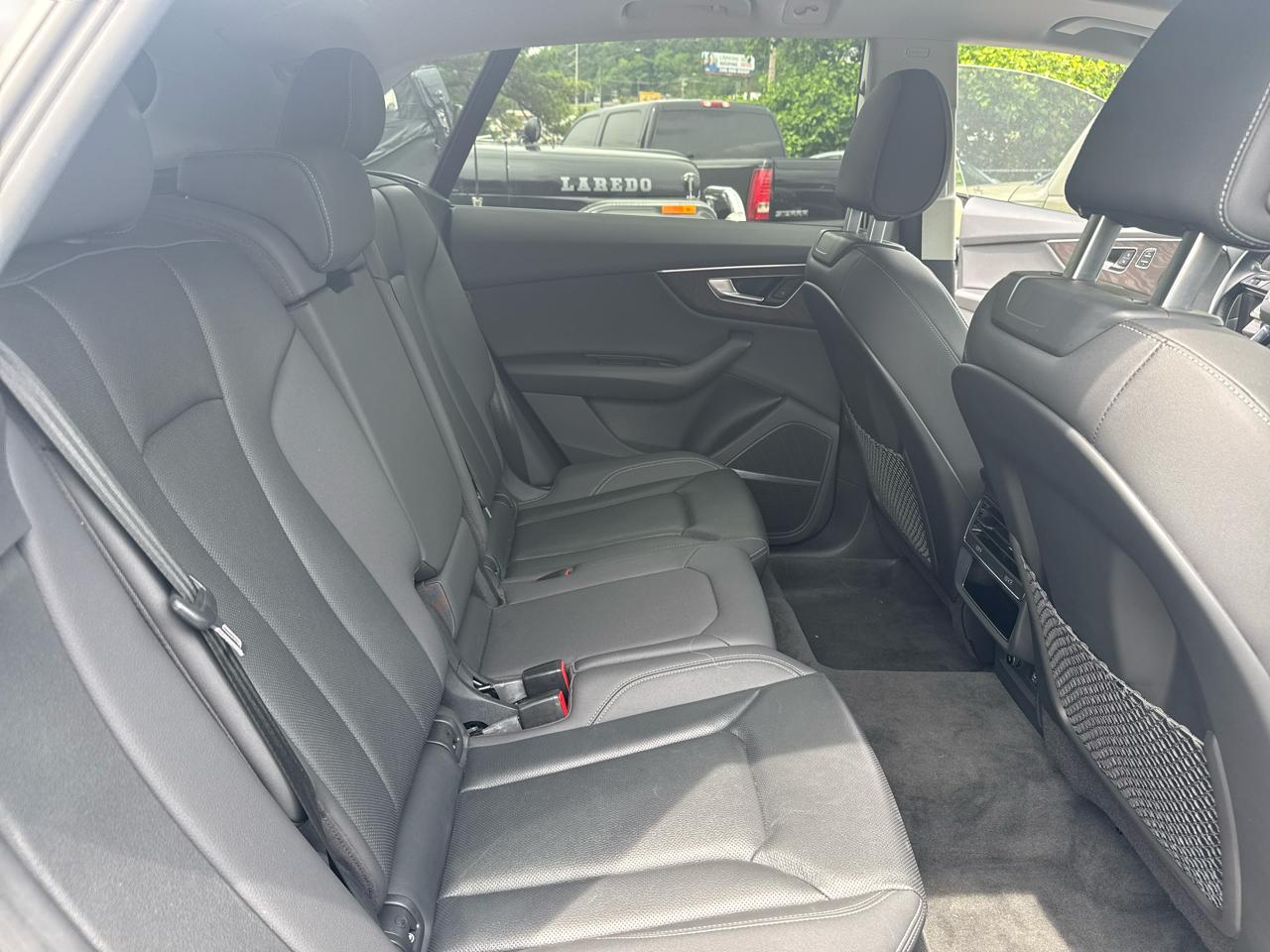 Audi Q8 Premium Plus 55 TFSI quattro 2020