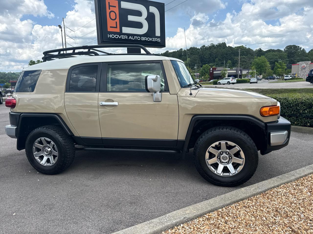 Toyota FJ Cruiser 4WD 4dr Man (Natl) 2014
