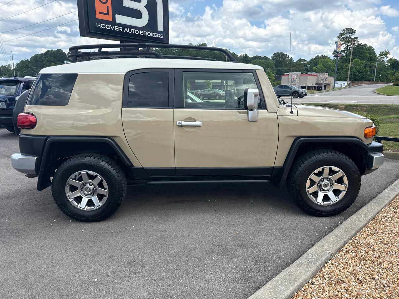 Toyota FJ Cruiser 4WD 4dr Man (Natl) 2014