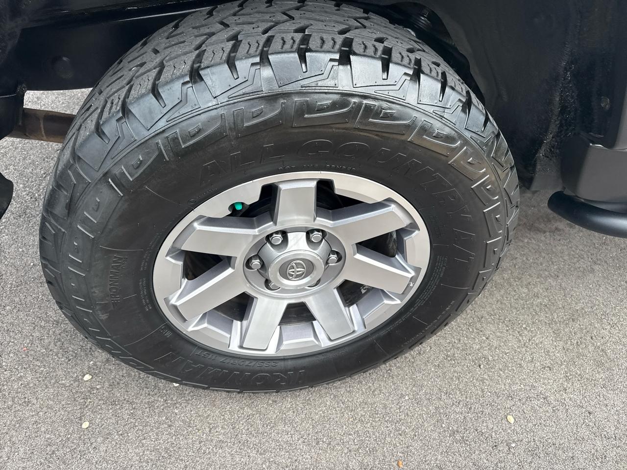 Toyota FJ Cruiser 4WD 4dr Man (Natl) 2014