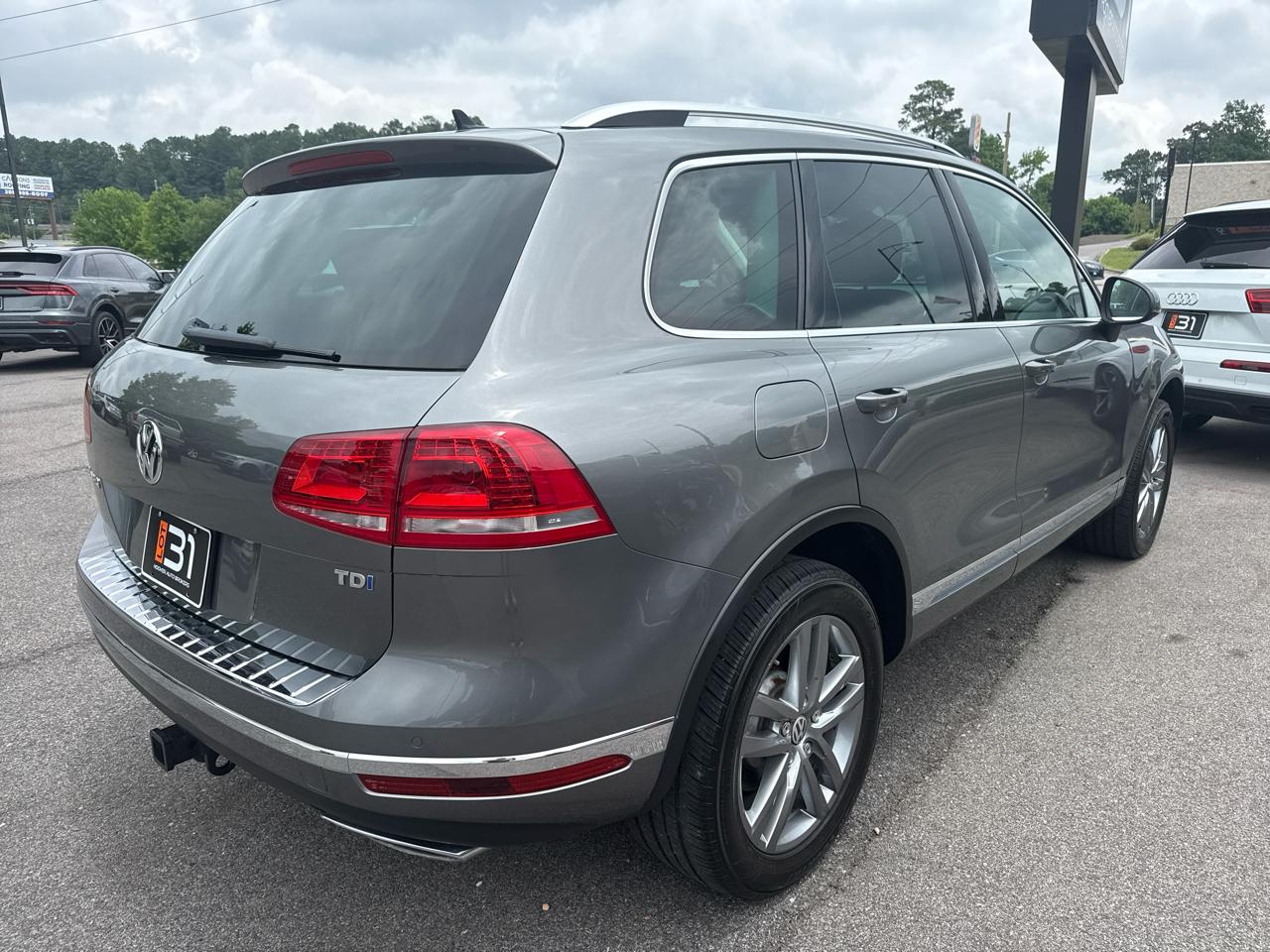 Volkswagen Touareg 4dr TDI Sport w/Technology 2016