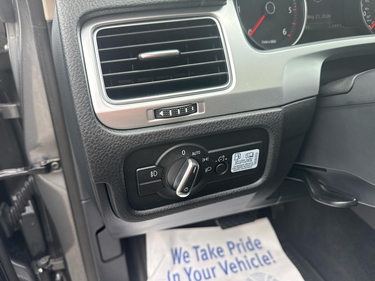 Volkswagen Touareg 4dr TDI Sport w/Technology 2016