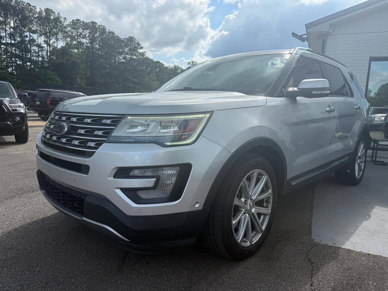 2016 Ford Explorer Limited FWD's photo