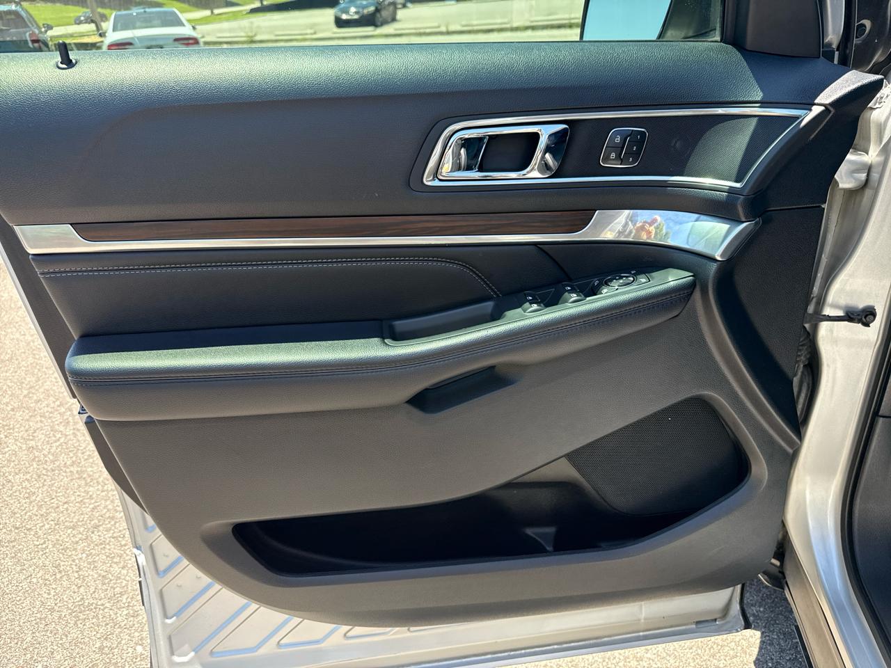 Ford Explorer FWD 4dr Limited 2016