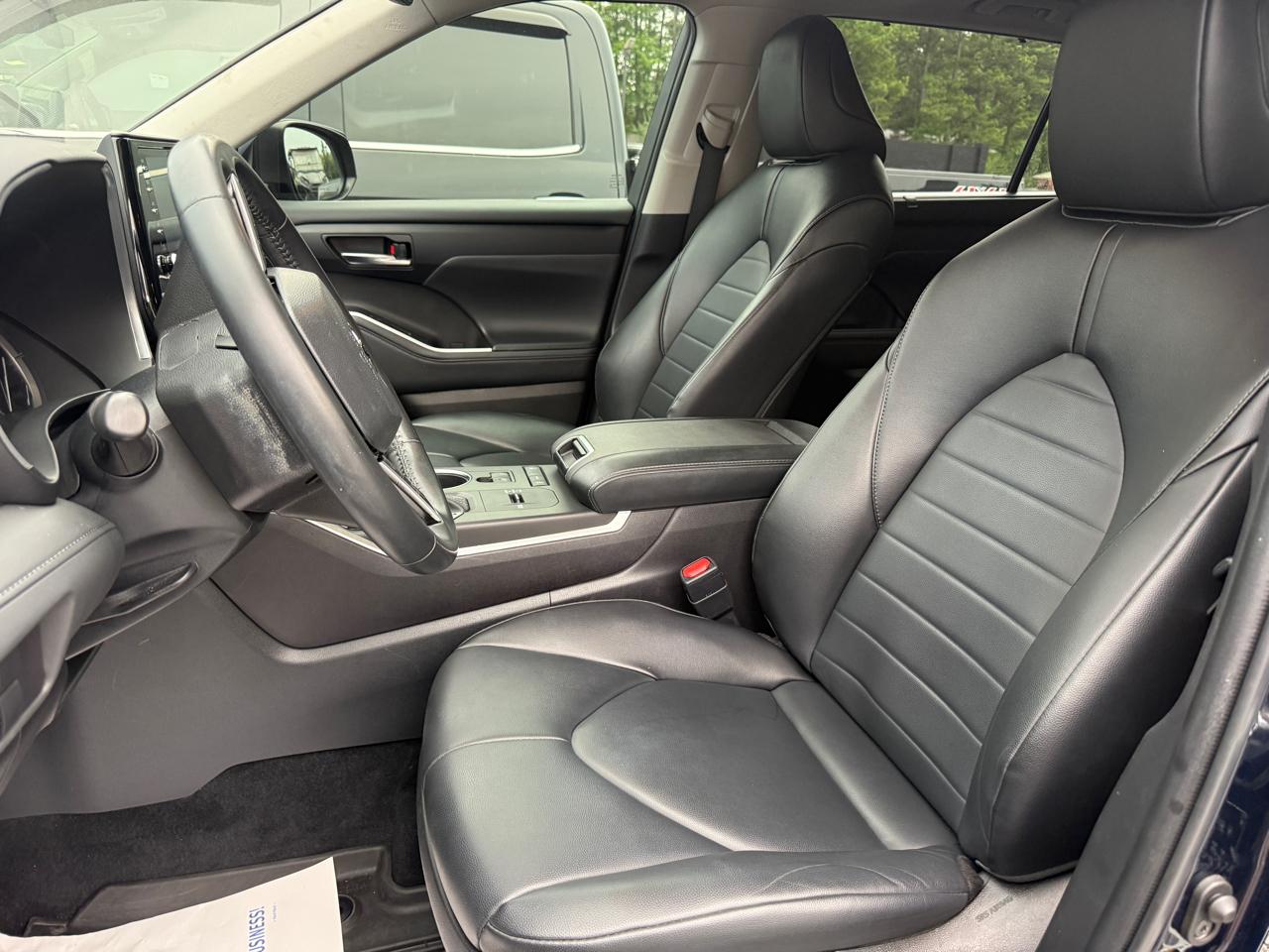 Toyota Highlander XLE FWD (Natl) 2022