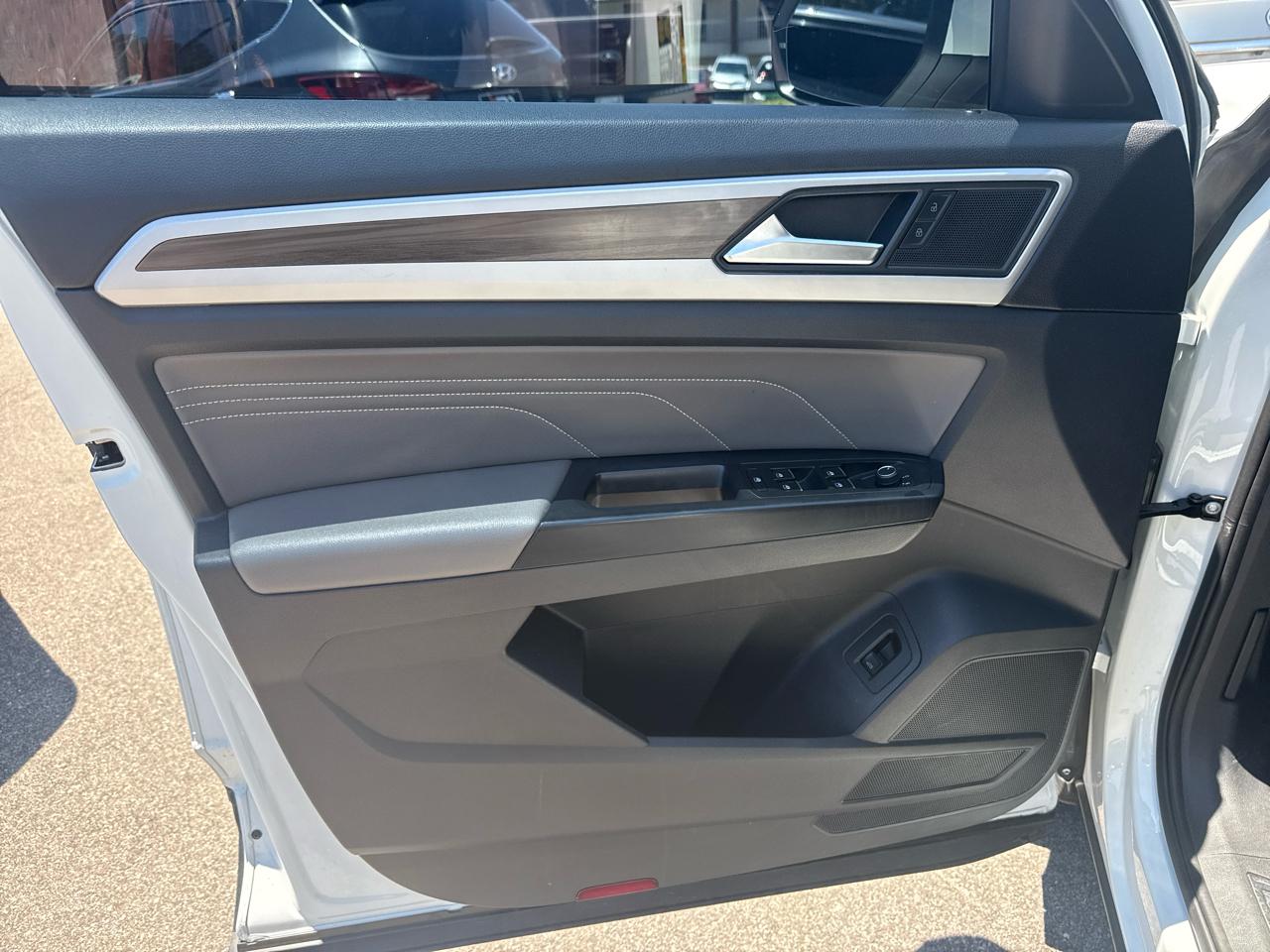 Volkswagen Atlas 2021.5 3.6L V6 SEL FWD 2021