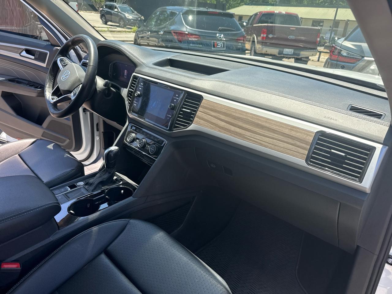 Volkswagen Atlas 2021.5 3.6L V6 SEL FWD 2021