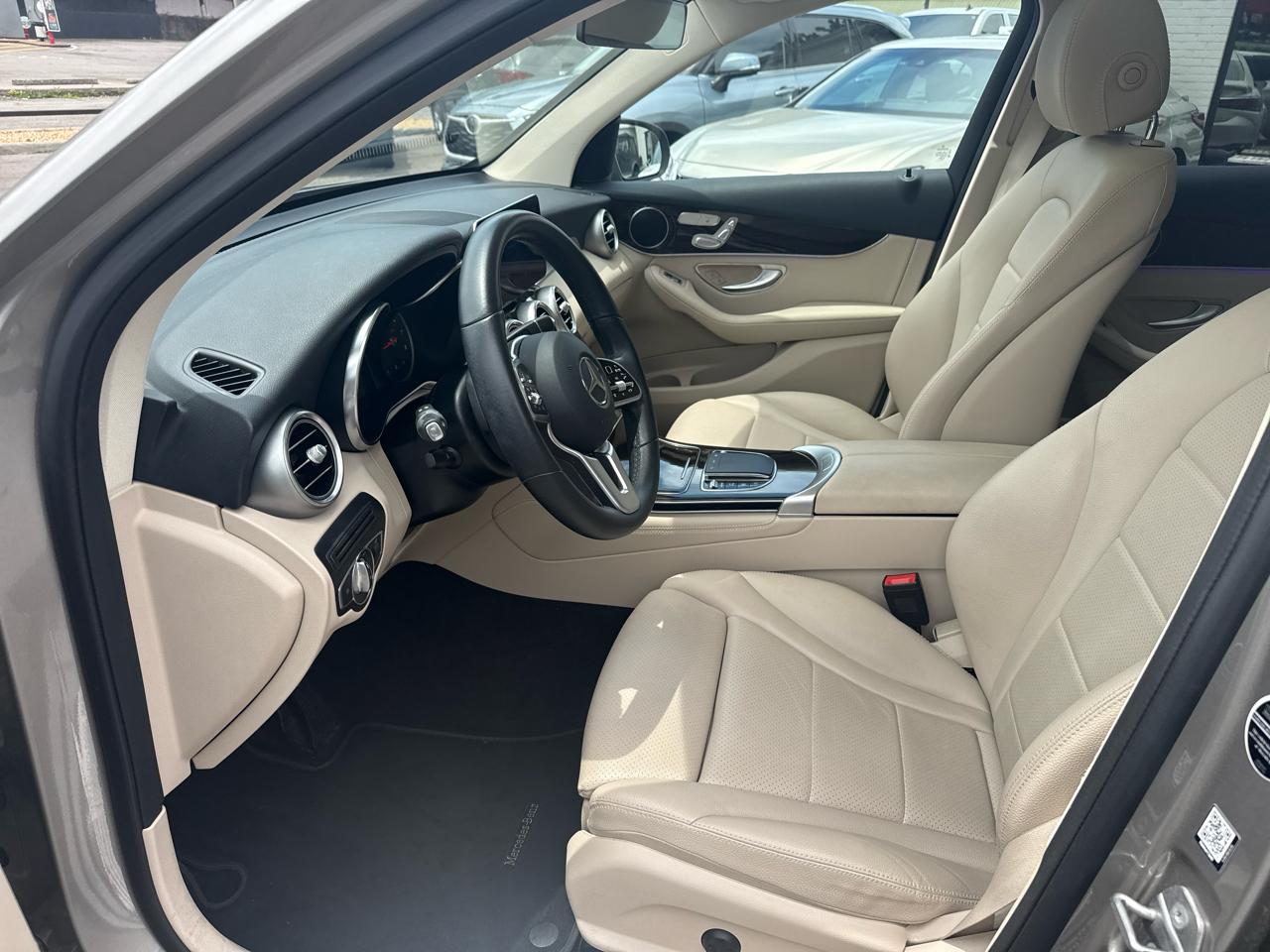 Mercedes-Benz GLC GLC 300 SUV 2021