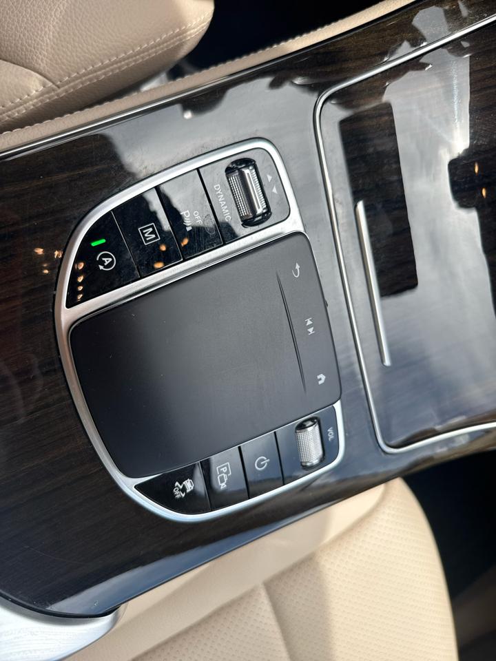 Mercedes-Benz GLC GLC 300 SUV 2021