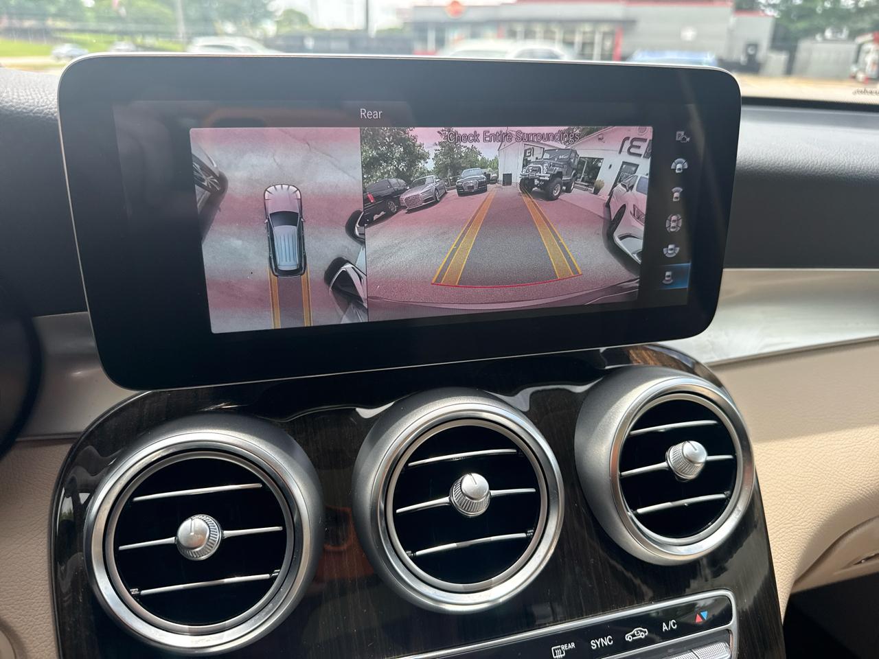 Mercedes-Benz GLC GLC 300 SUV 2021
