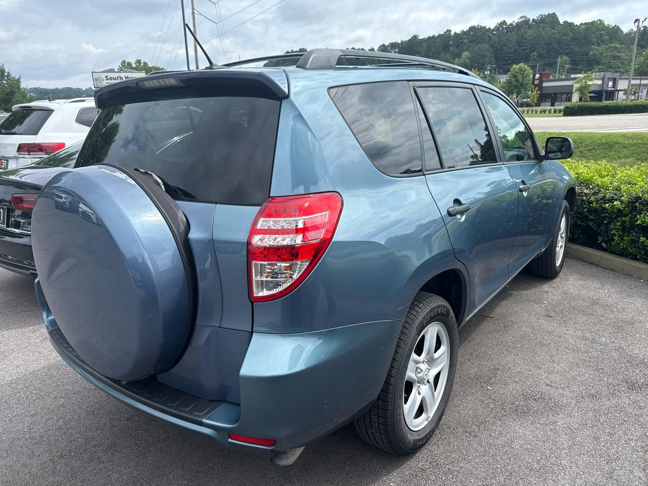 Toyota RAV4 FWD 4dr I4 (Natl) 2012
