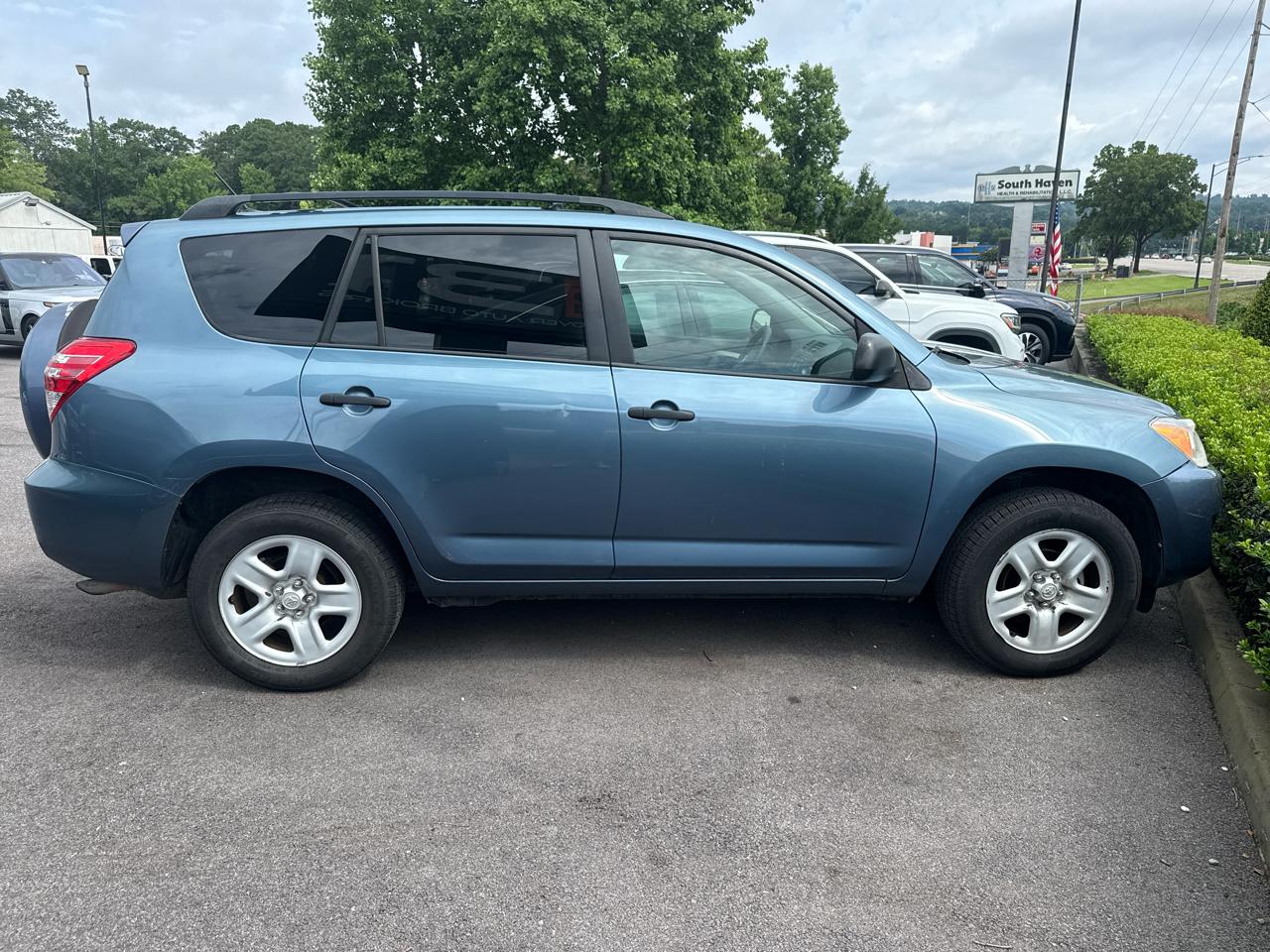 Toyota RAV4 FWD 4dr I4 (Natl) 2012