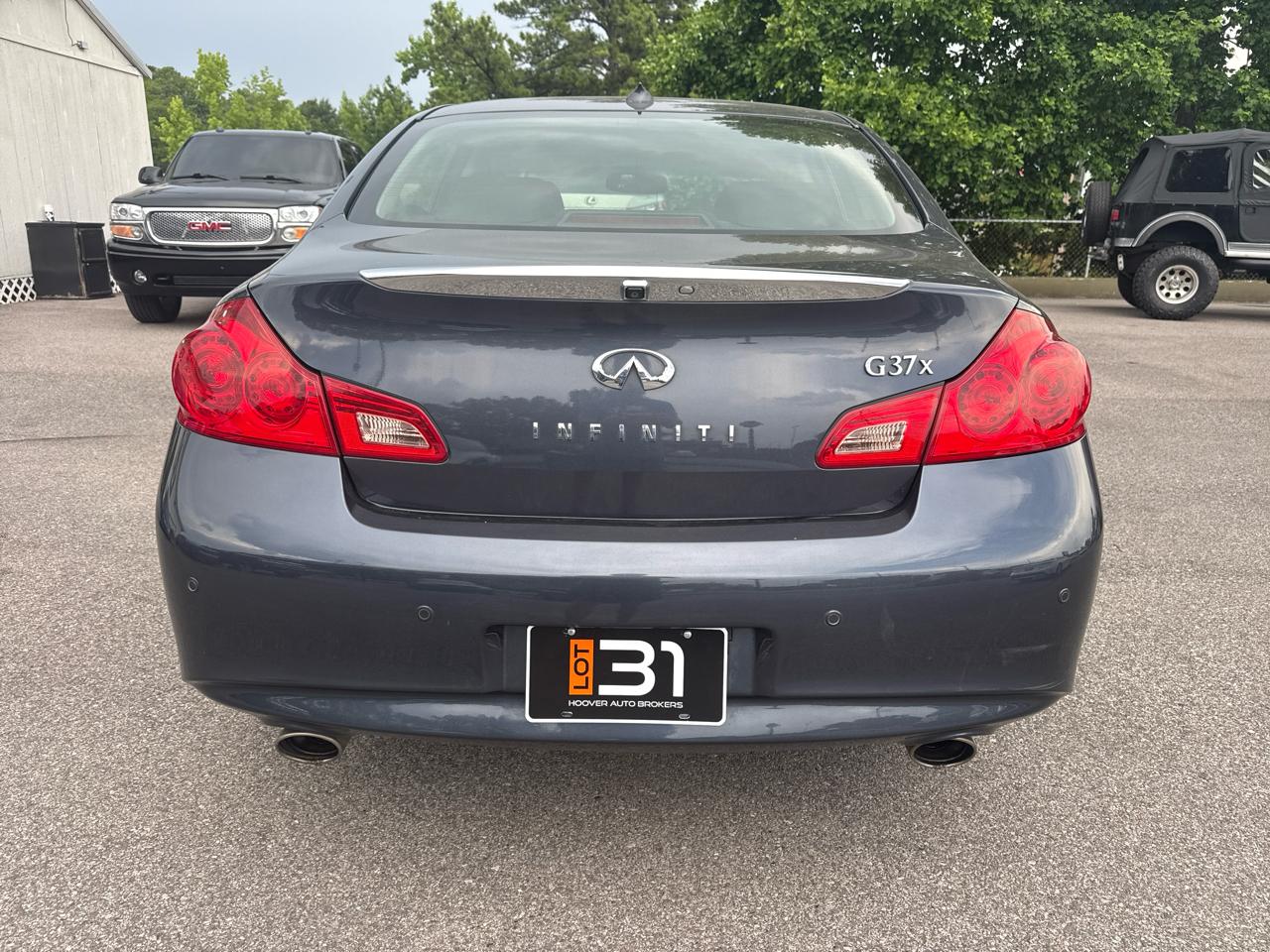 Infiniti G37 Sedan 4dr x AWD 2013