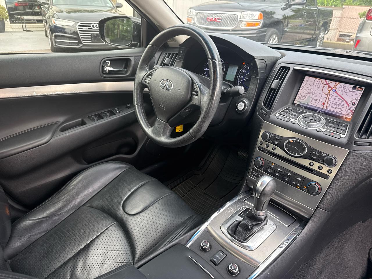 Infiniti G37 Sedan 4dr x AWD 2013