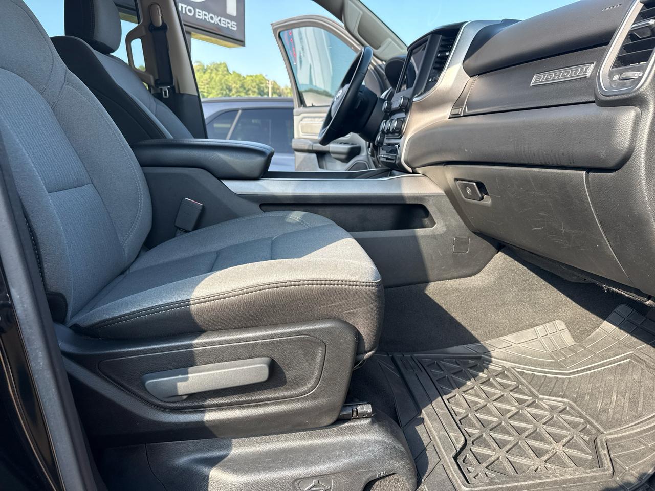 RAM 1500 Big Horn/Lone Star 4x4 Crew Cab 6'4" Box 2019