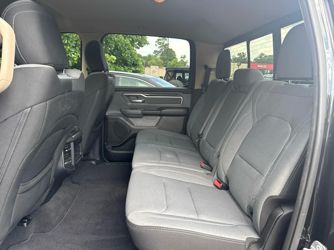 RAM 1500 Big Horn/Lone Star 4x4 Crew Cab 6'4" Box 2019