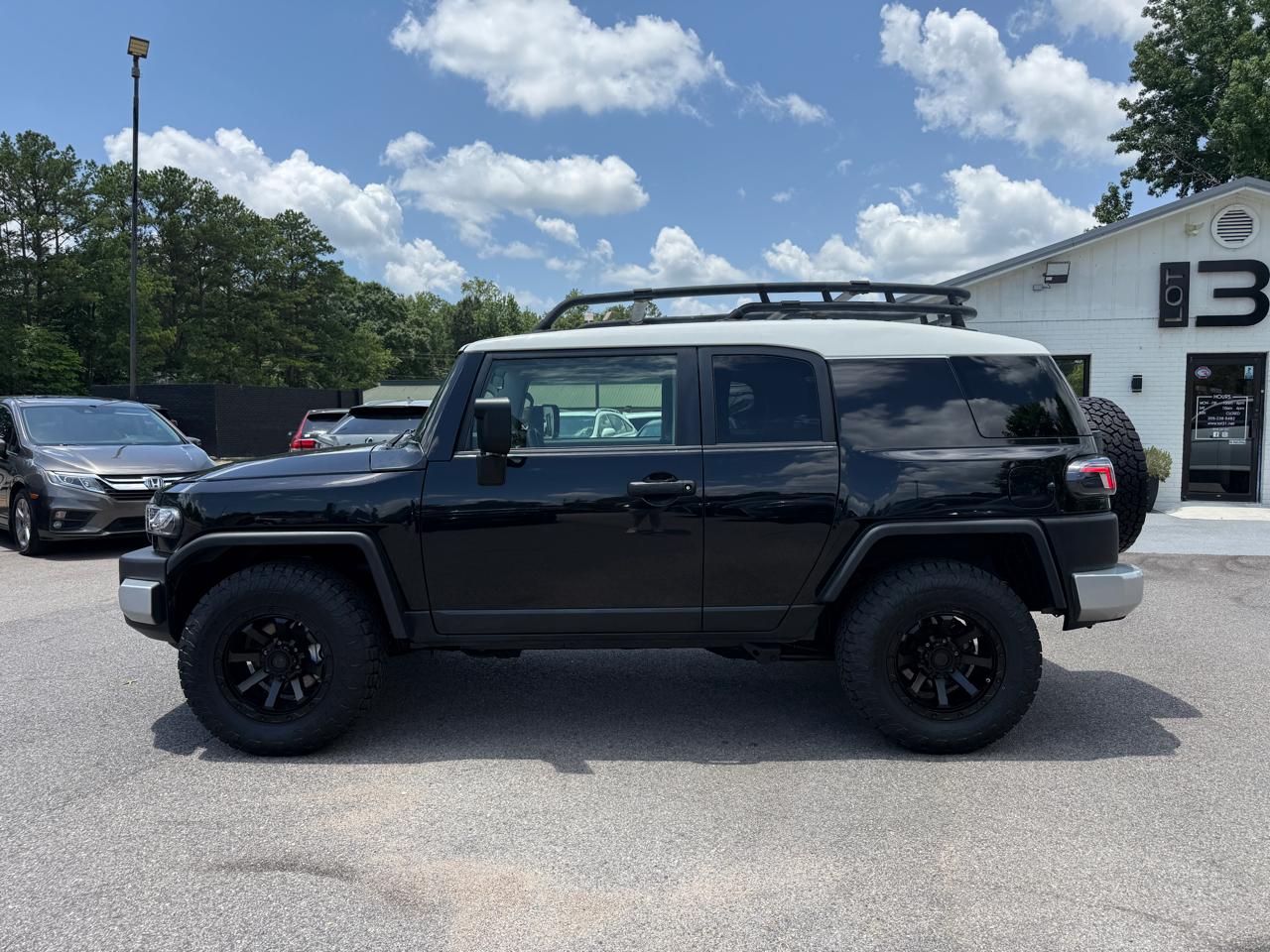Toyota FJ Cruiser RWD 4dr Auto (Natl) 2008