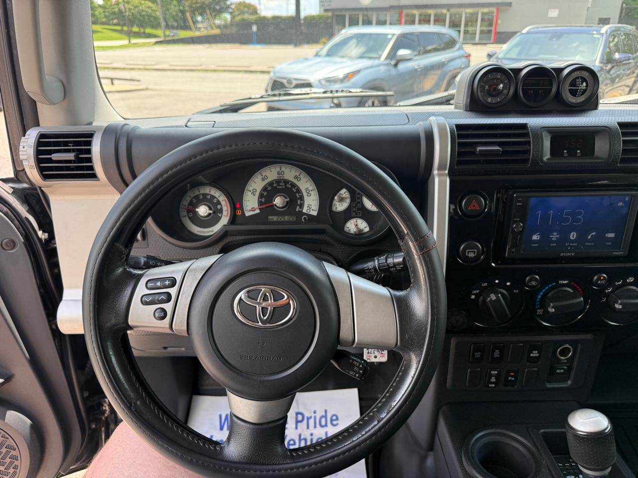 Toyota FJ Cruiser RWD 4dr Auto (Natl) 2008