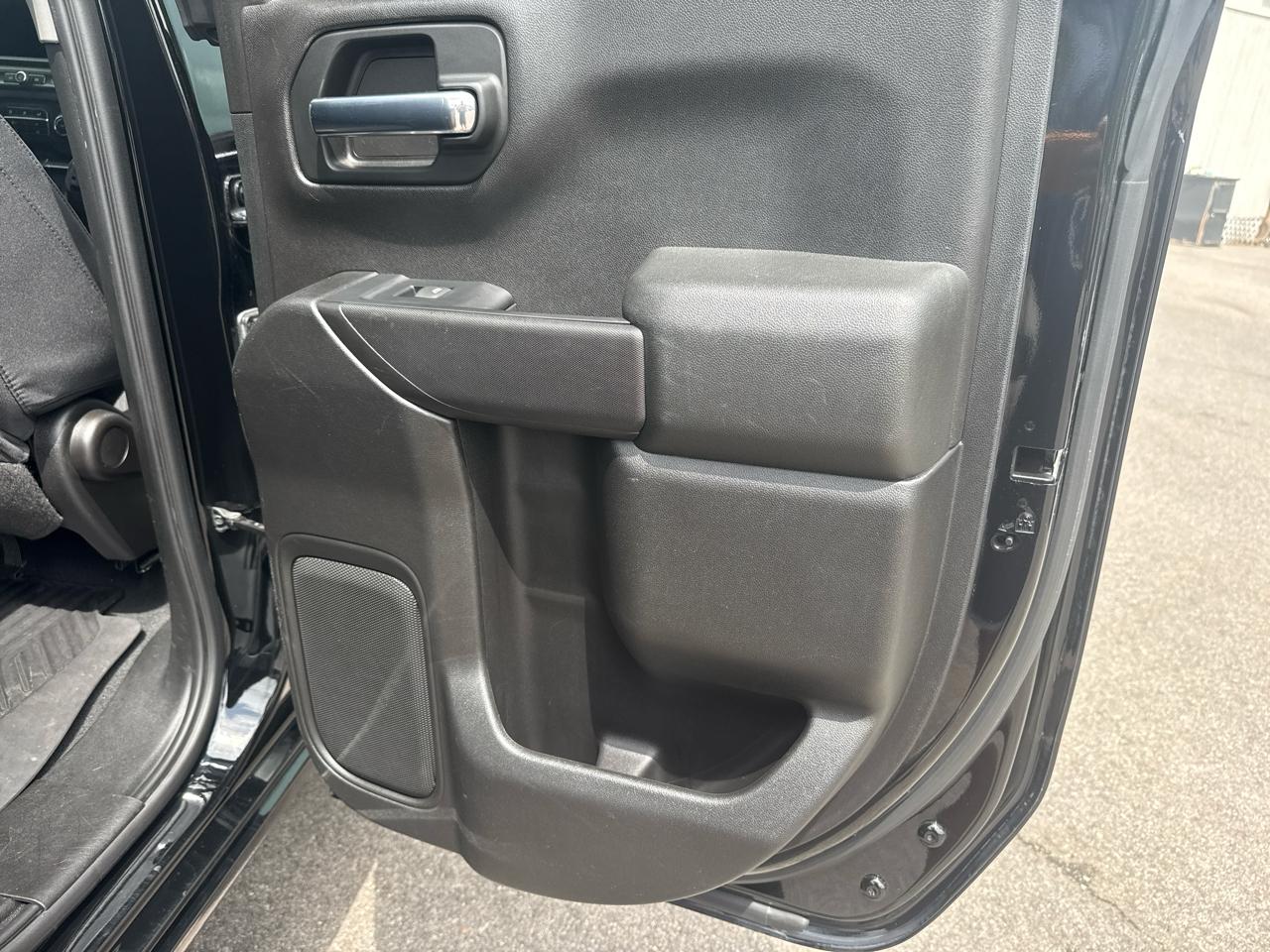 Chevrolet Silverado 1500 4WD Double Cab 147" Custom Trail Boss 2019