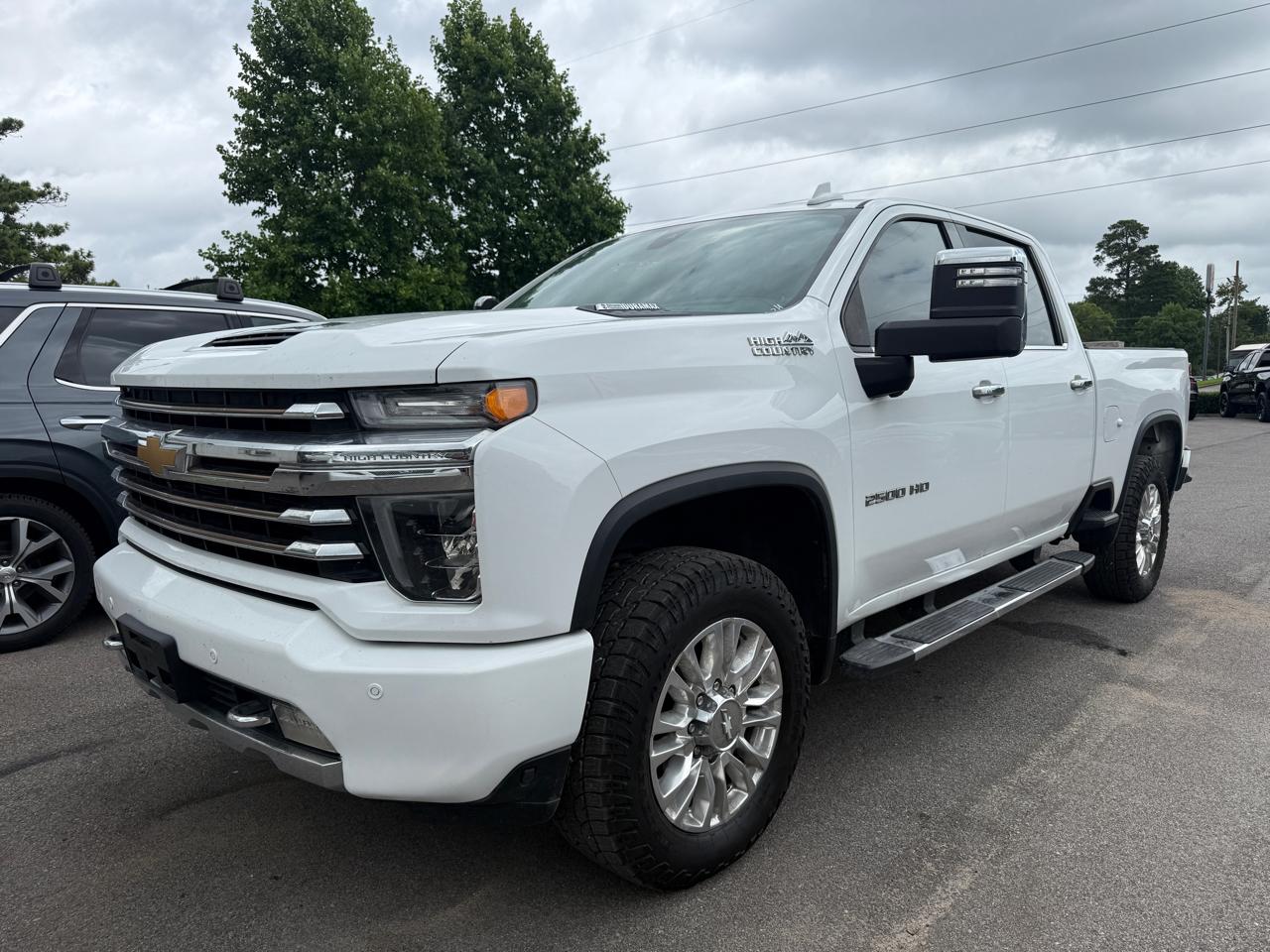 2020 Chevrolet Silverado 2500HD 4WD Crew Cab 159" High Country