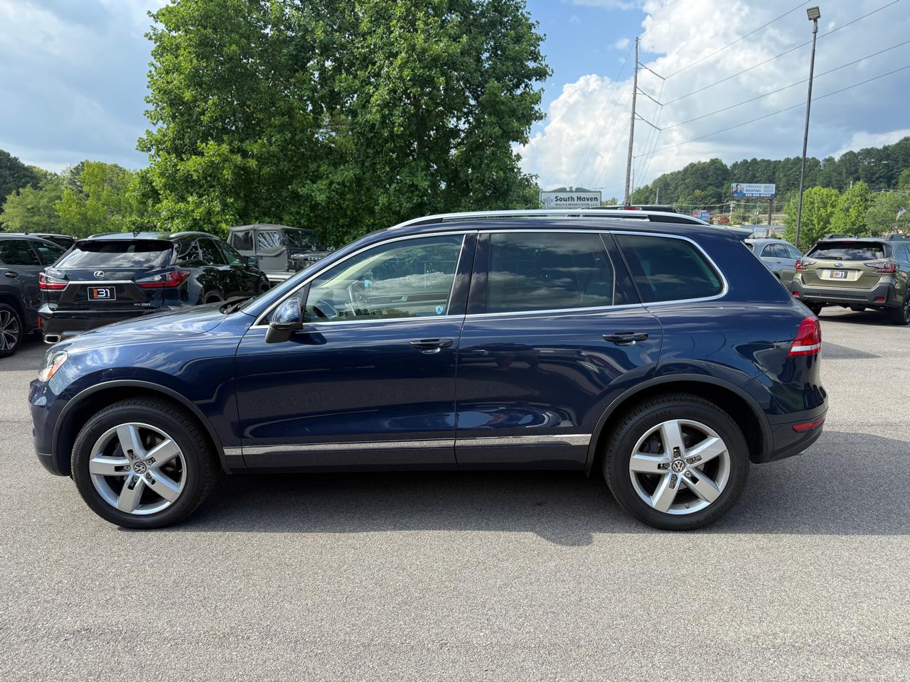 Volkswagen Touareg 4dr TDI Sport w/Nav 2013