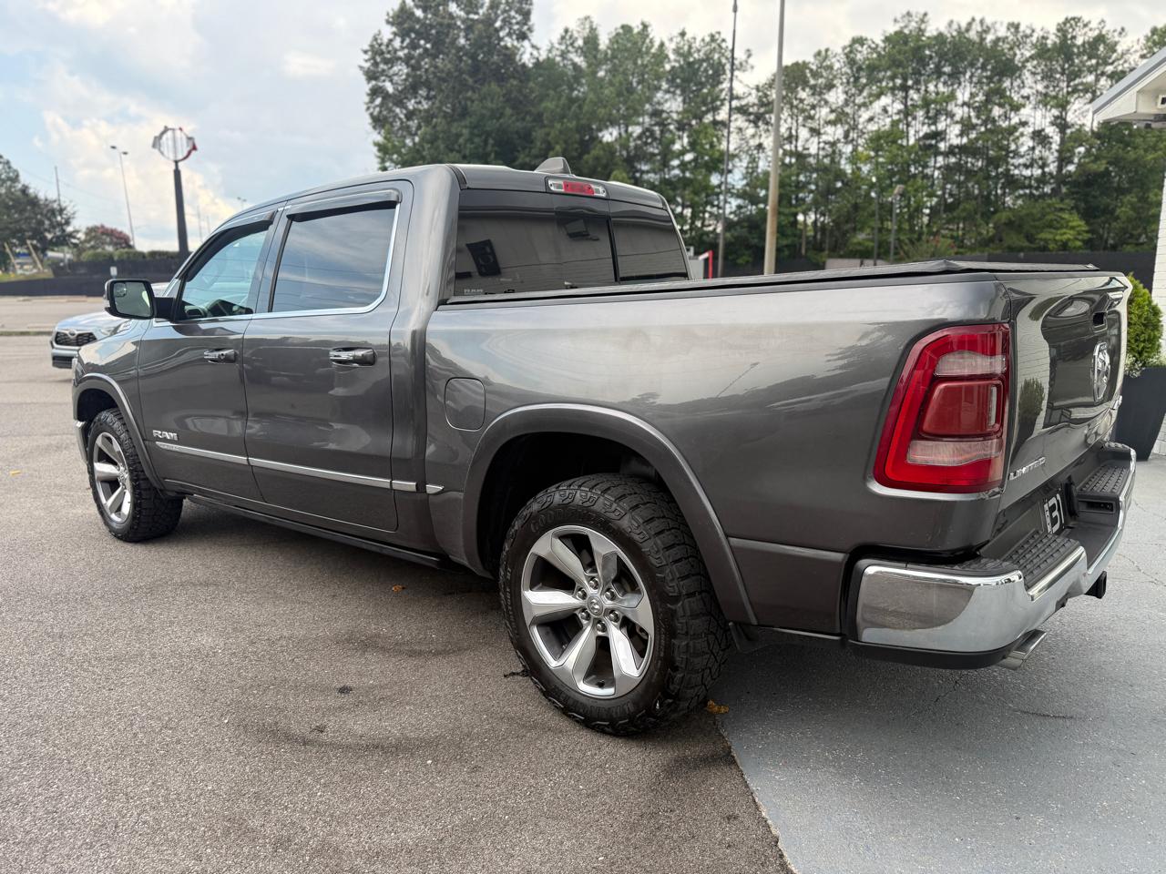 RAM 1500 Limited 4x4 Crew Cab 5'7" Box 2021