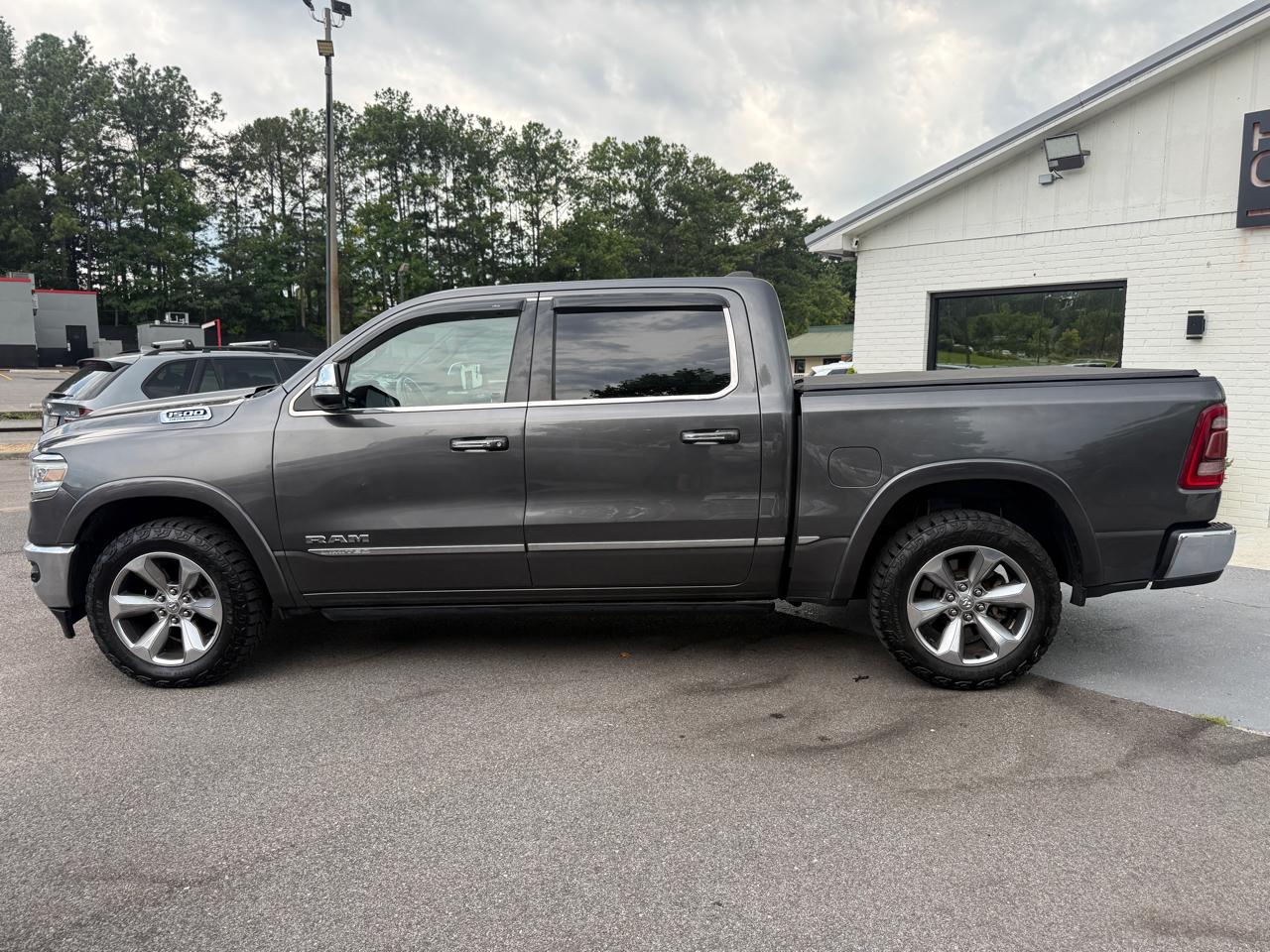 RAM 1500 Limited 4x4 Crew Cab 5'7" Box 2021
