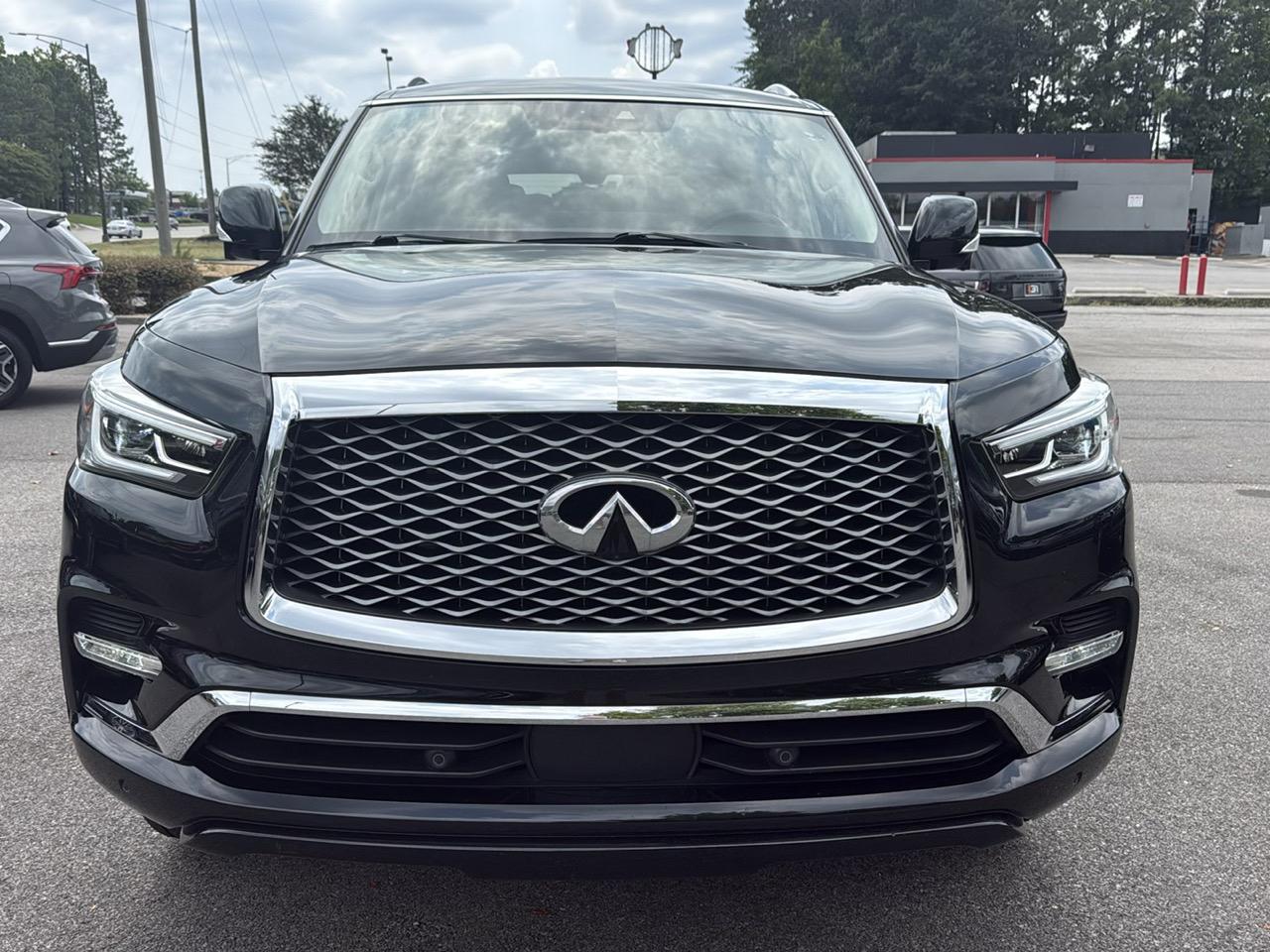 Infiniti QX80 LUXE RWD 2022