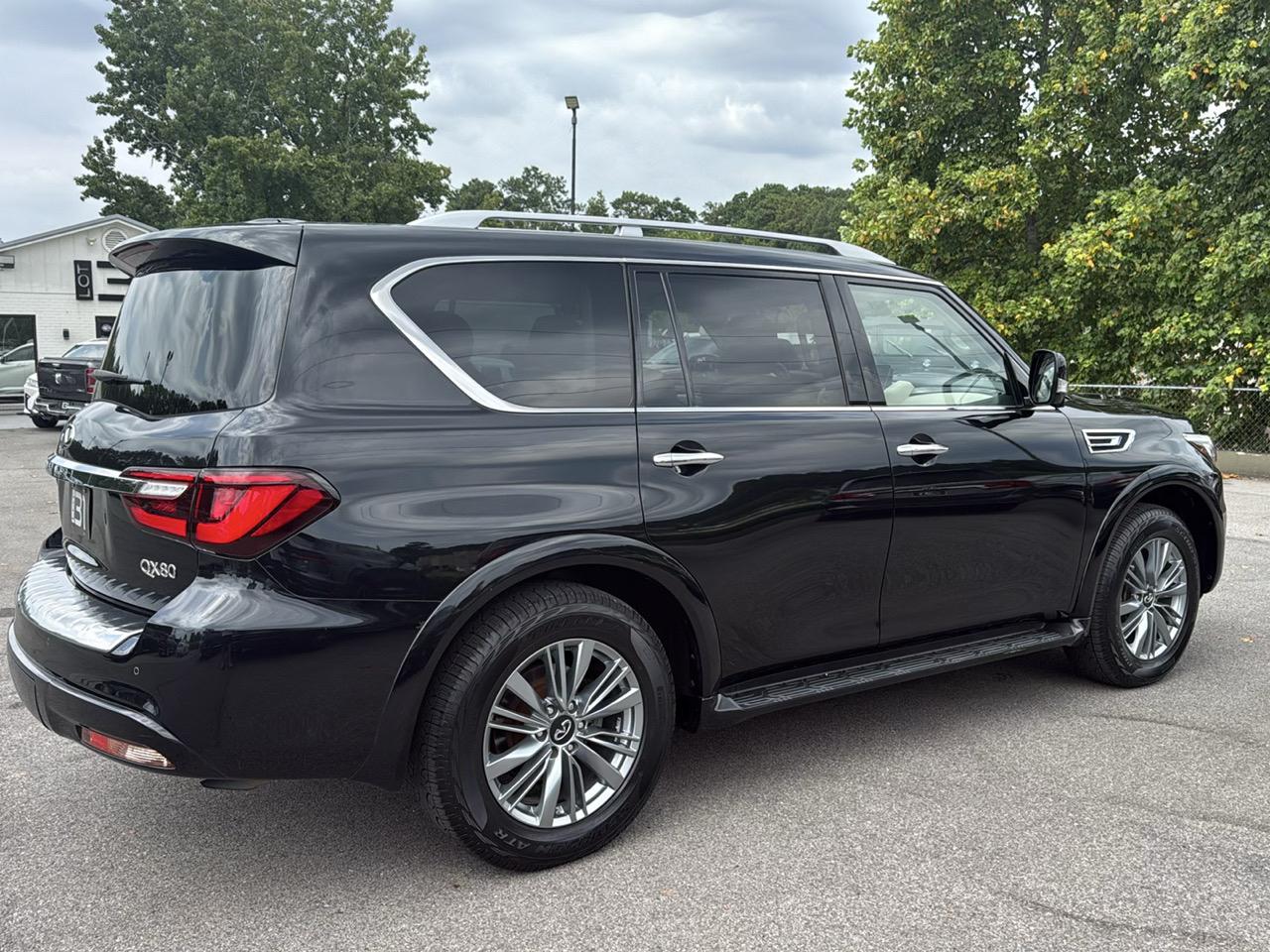 Infiniti QX80 LUXE RWD 2022