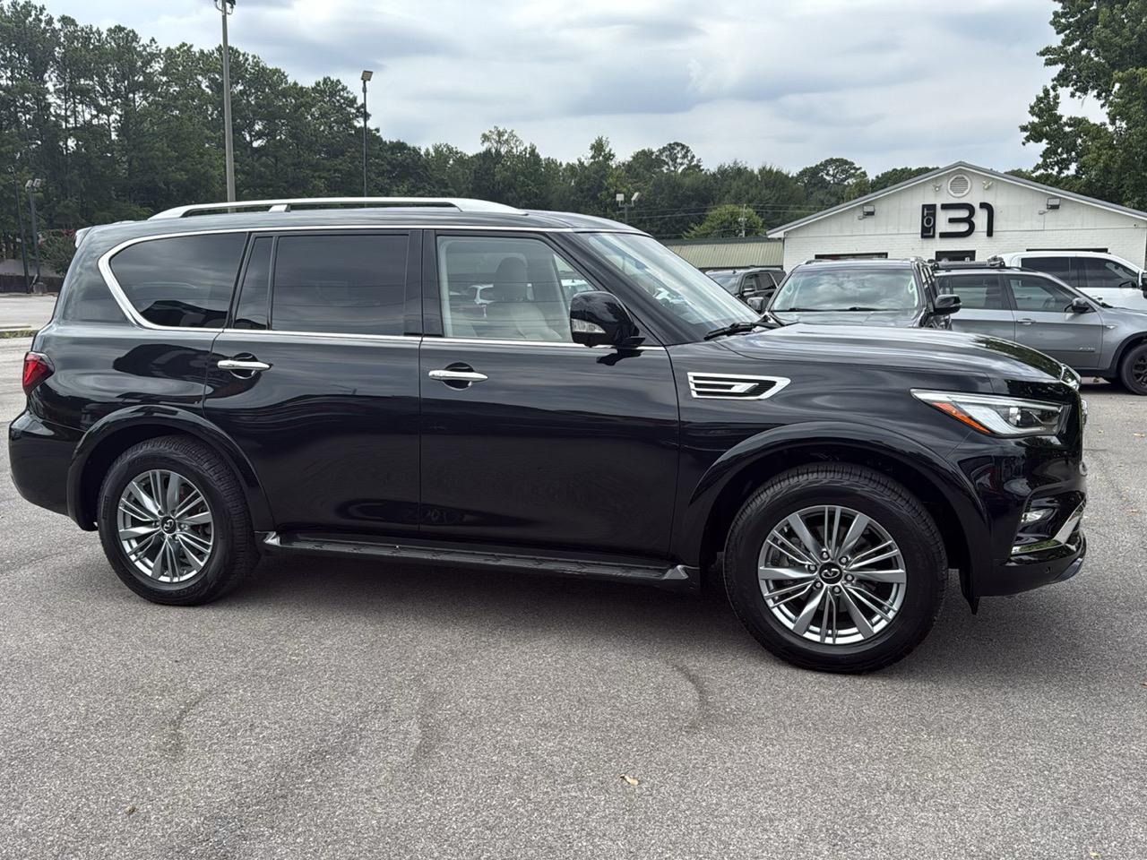 Infiniti QX80 LUXE RWD 2022