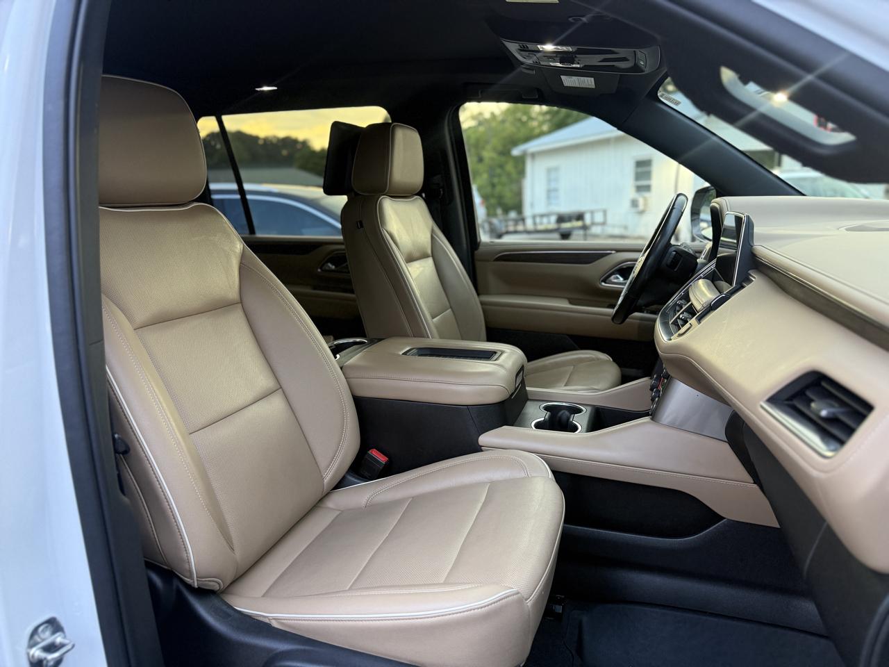 Chevrolet Suburban 2WD 4dr Premier 2021