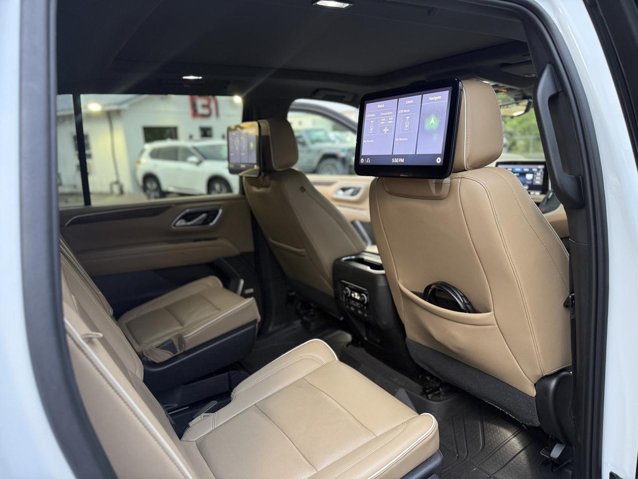 Chevrolet Suburban 2WD 4dr Premier 2021