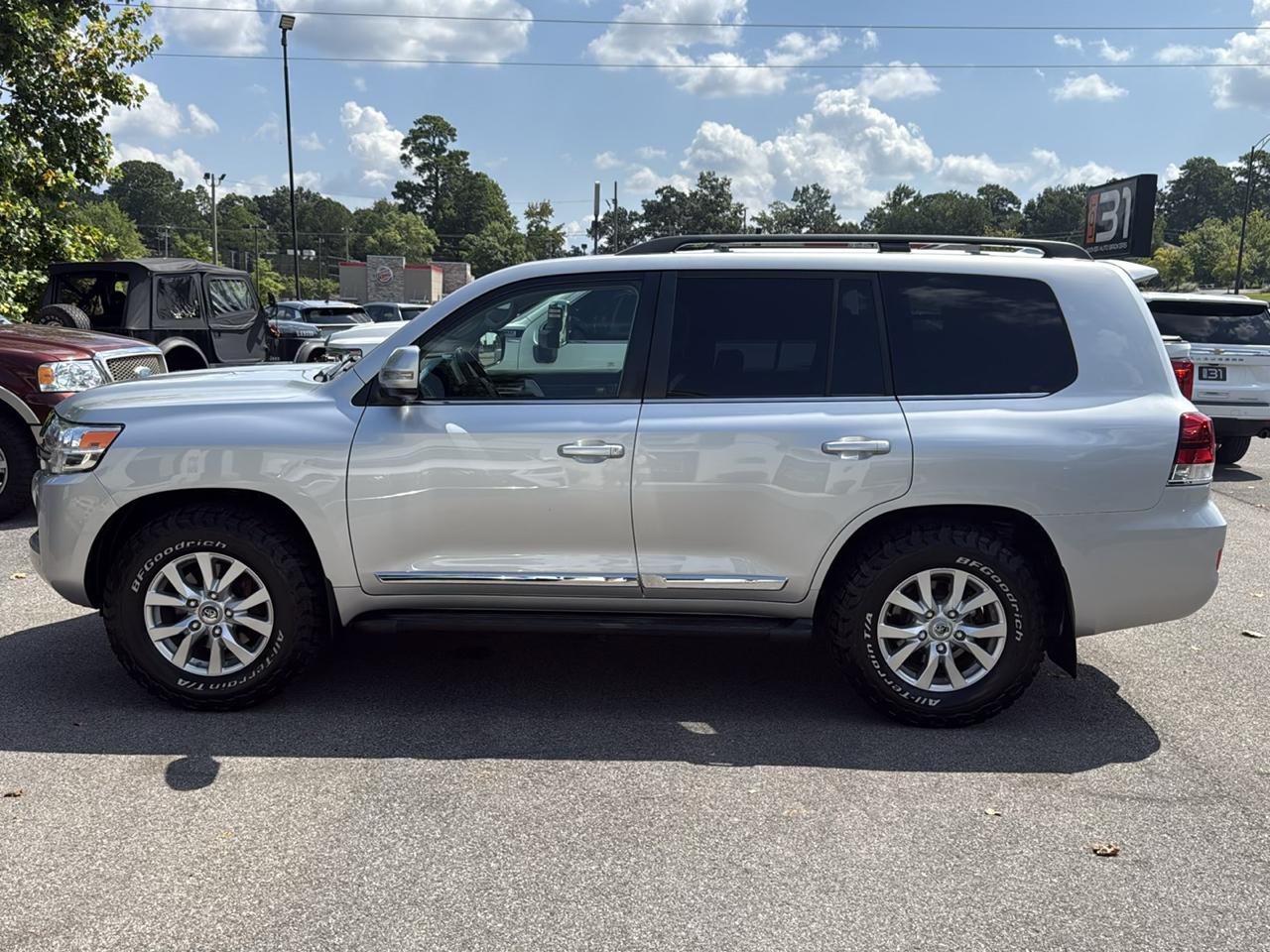 Toyota Land Cruiser 4dr 4WD (Natl) 2016