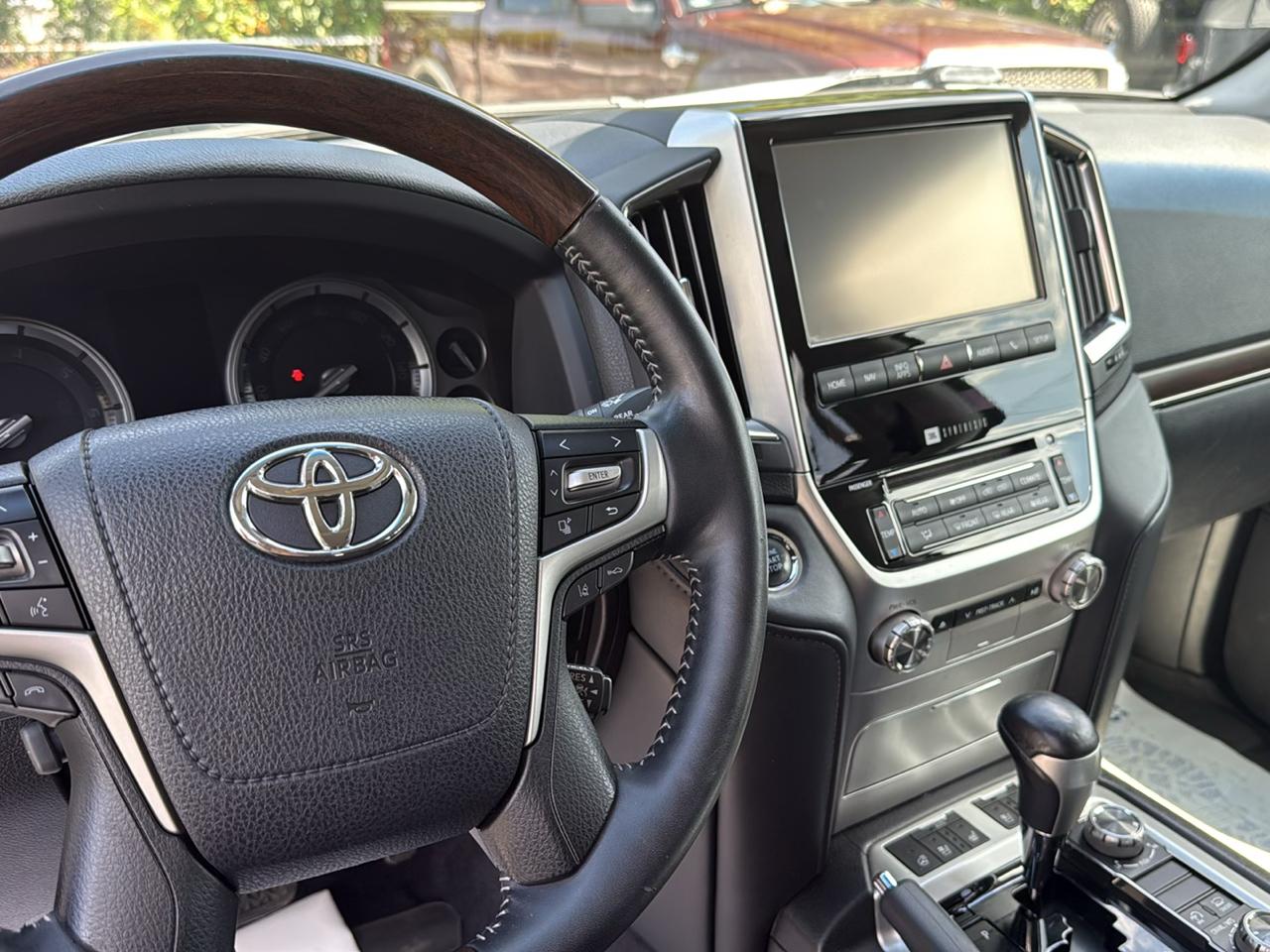 Toyota Land Cruiser 4dr 4WD (Natl) 2016