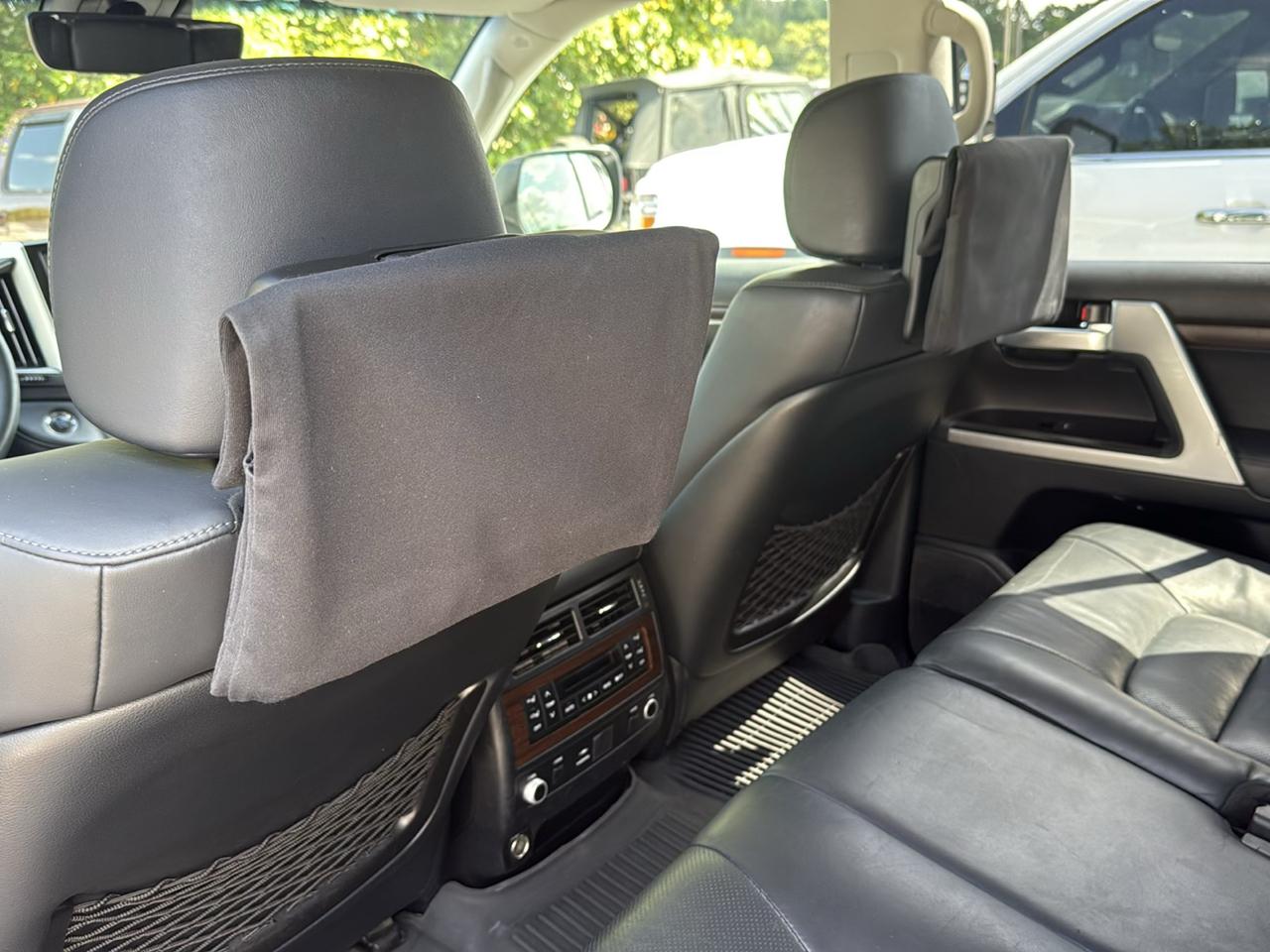 Toyota Land Cruiser 4dr 4WD (Natl) 2016