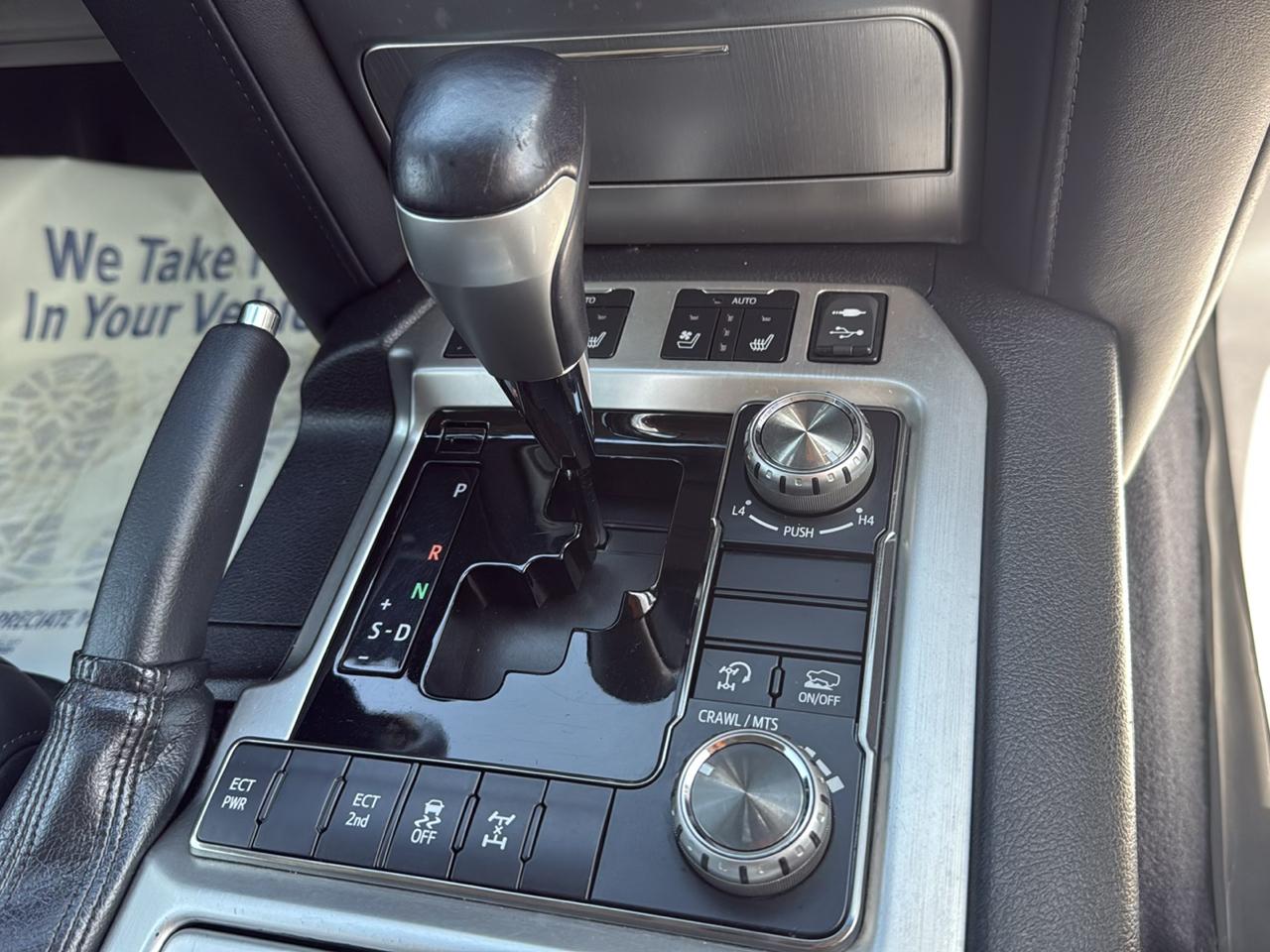 Toyota Land Cruiser 4dr 4WD (Natl) 2016