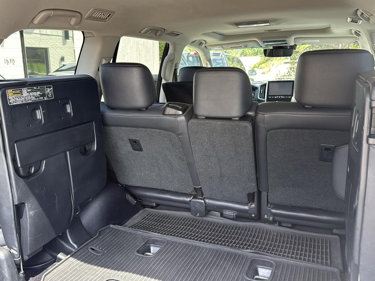 Toyota Land Cruiser 4dr 4WD (Natl) 2016