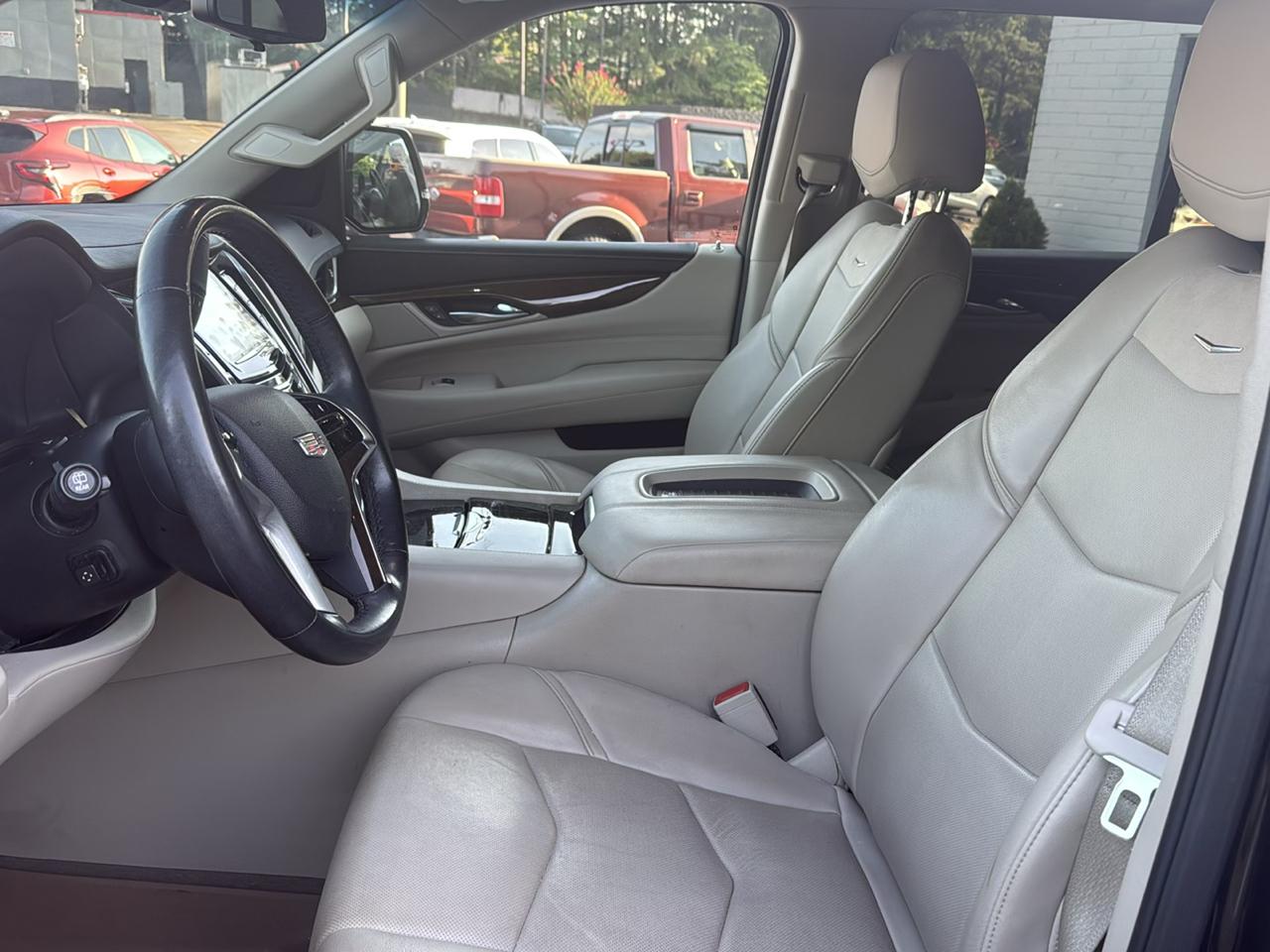 Cadillac Escalade 2WD 4dr Premium Luxury 2018
