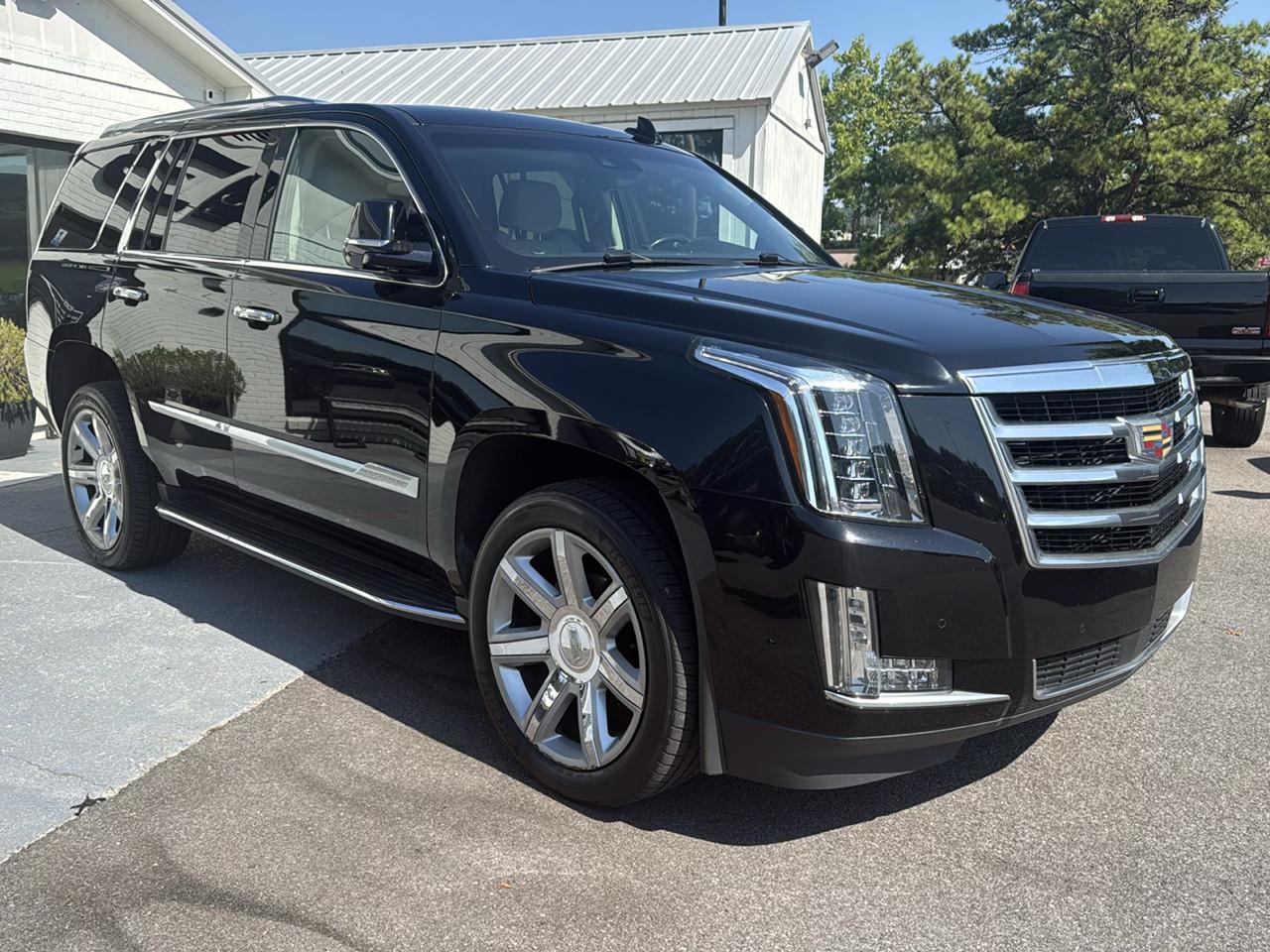 Cadillac Escalade 2WD 4dr Premium Luxury 2018