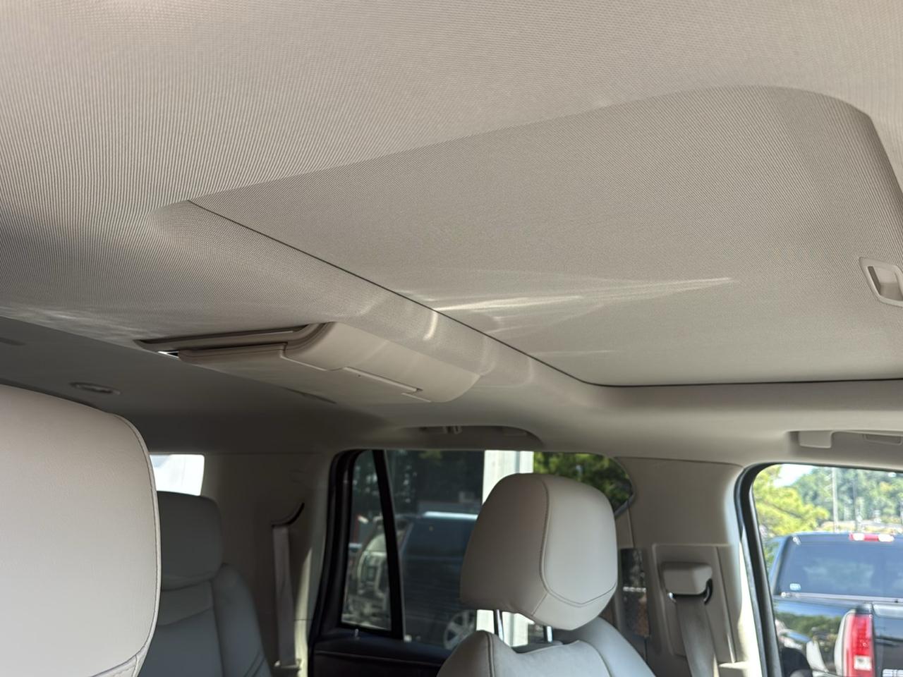 Cadillac Escalade 2WD 4dr Premium Luxury 2018